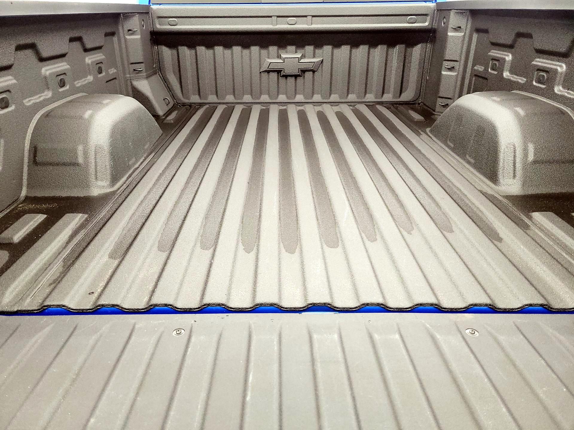 Thumbnail: 2025 Chevrolet Silverado 1500 - 19