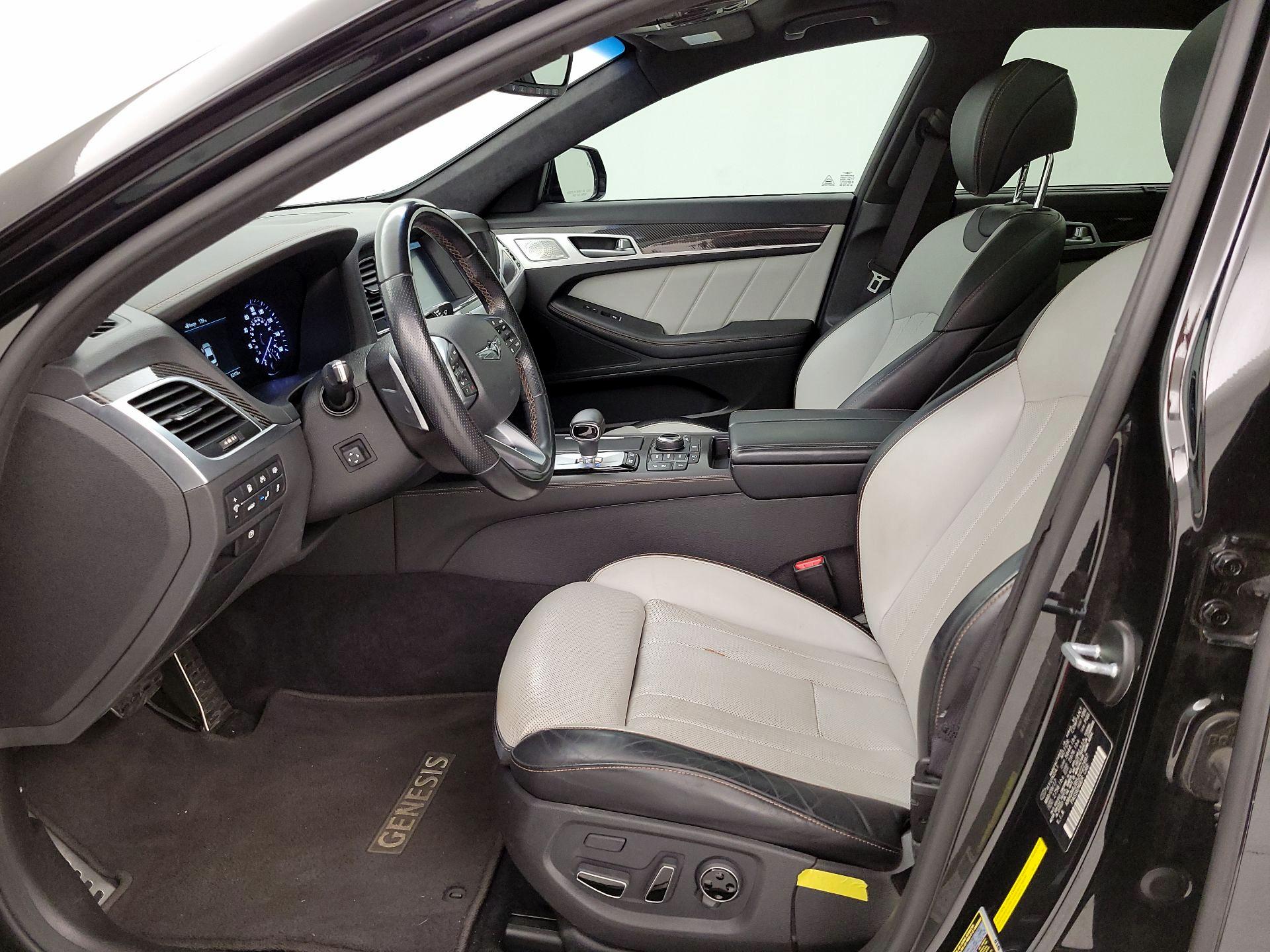 Thumbnail: 2018 Genesis G80 - 11