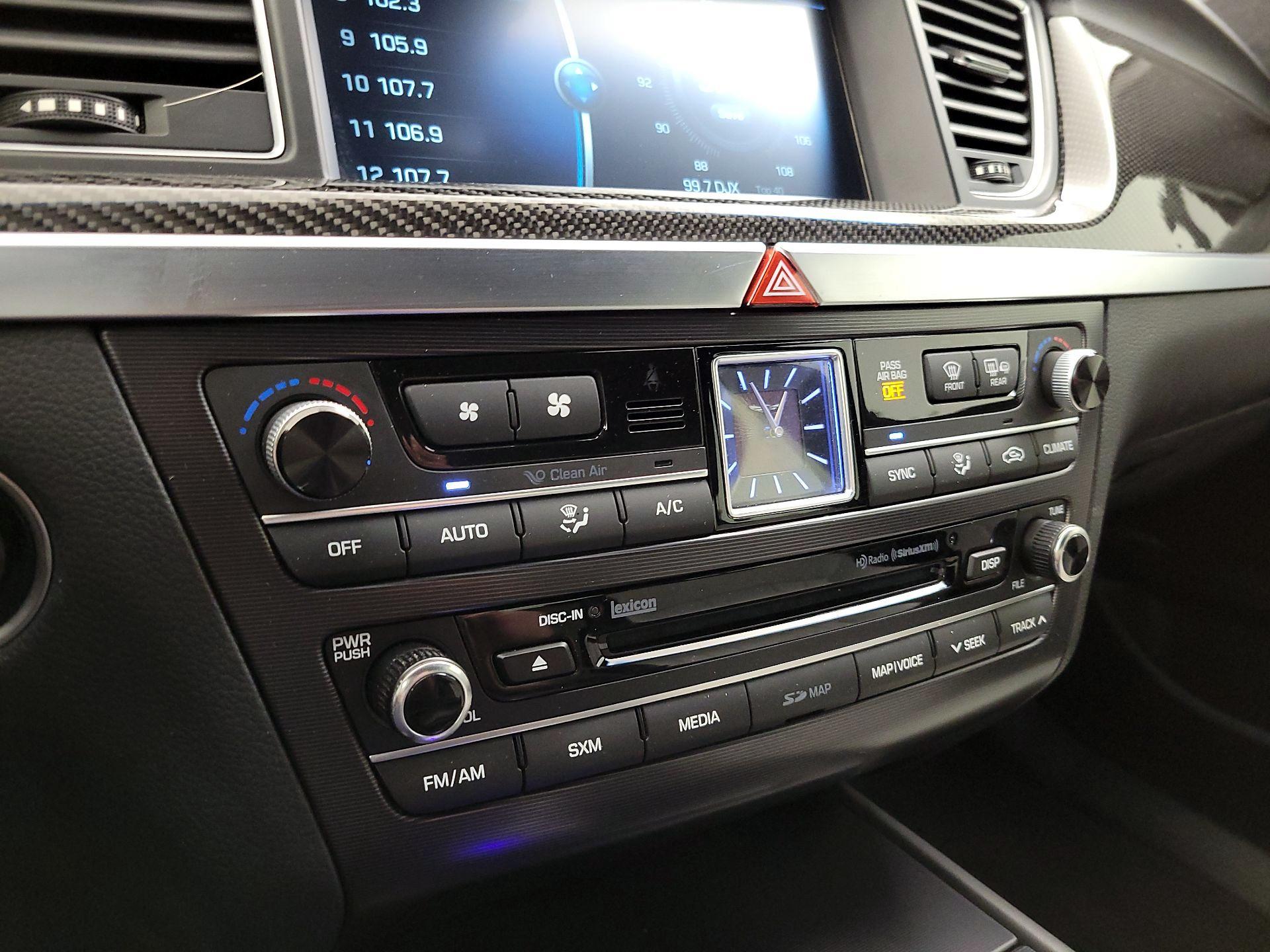 Thumbnail: 2018 Genesis G80 - 17