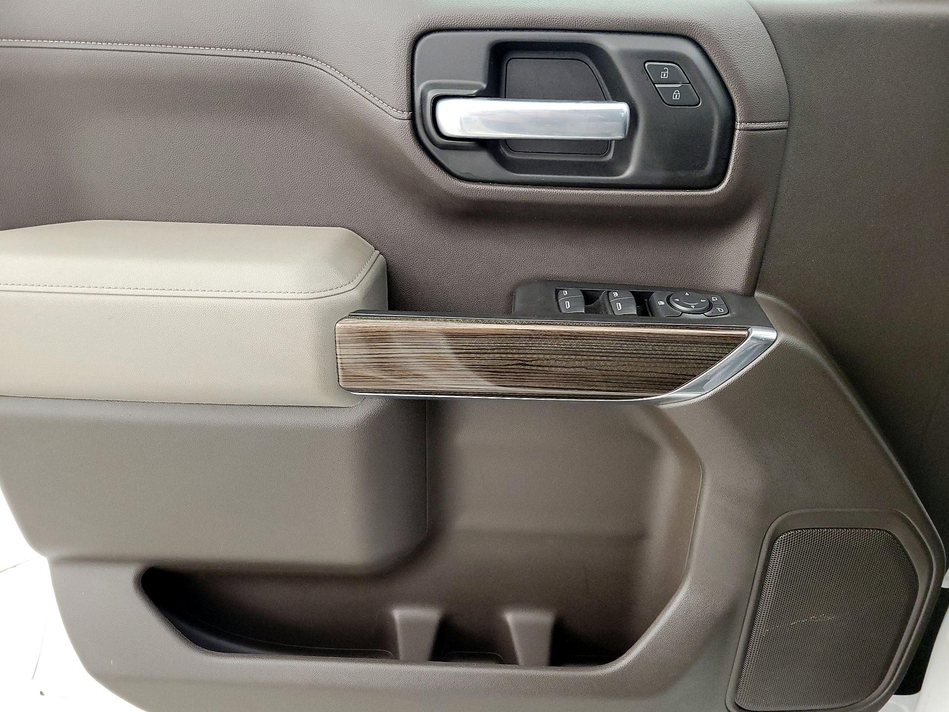 Thumbnail: 2019 Chevrolet Silverado 1500 - 12