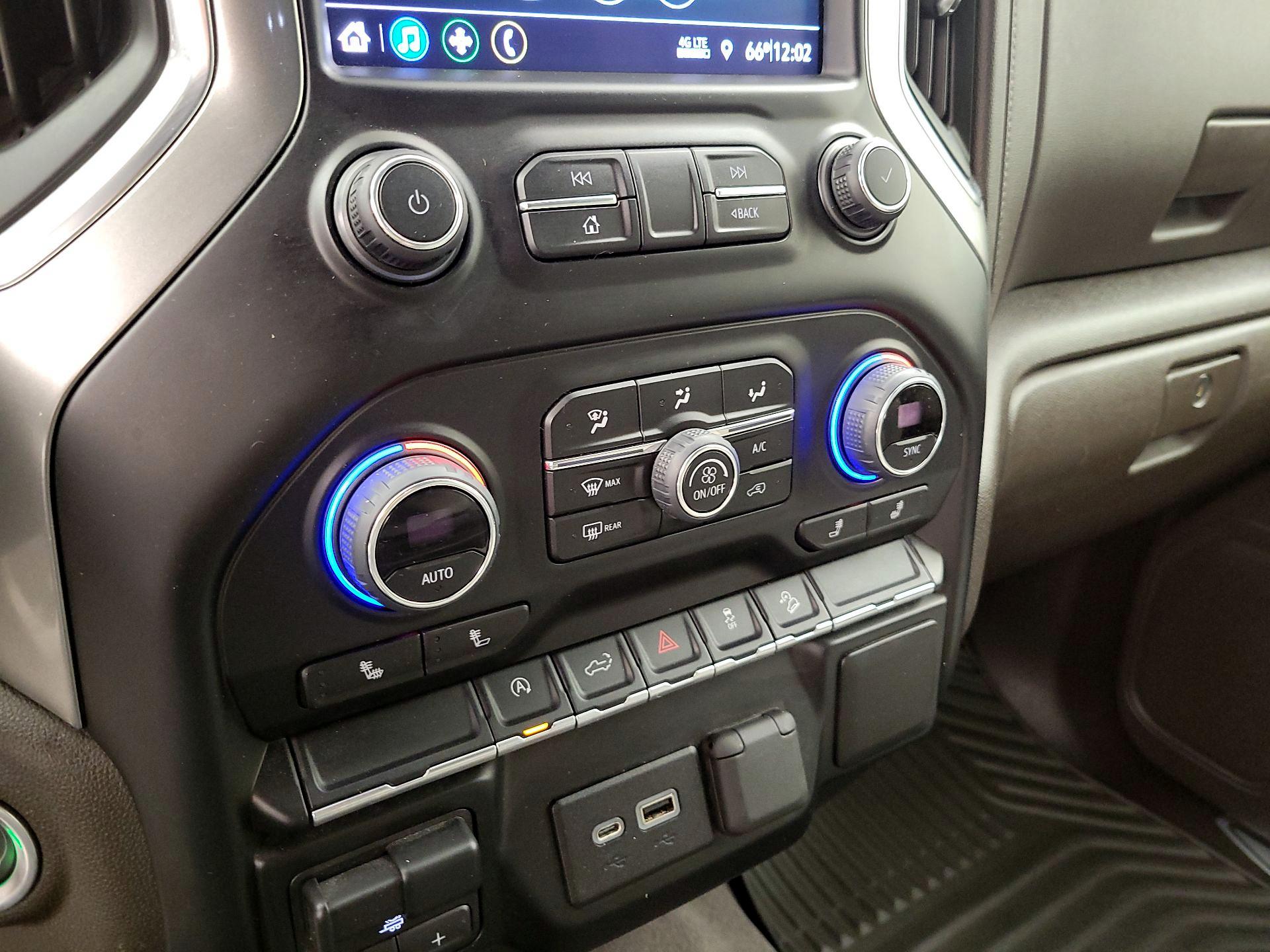 Thumbnail: 2019 Chevrolet Silverado 1500 - 16