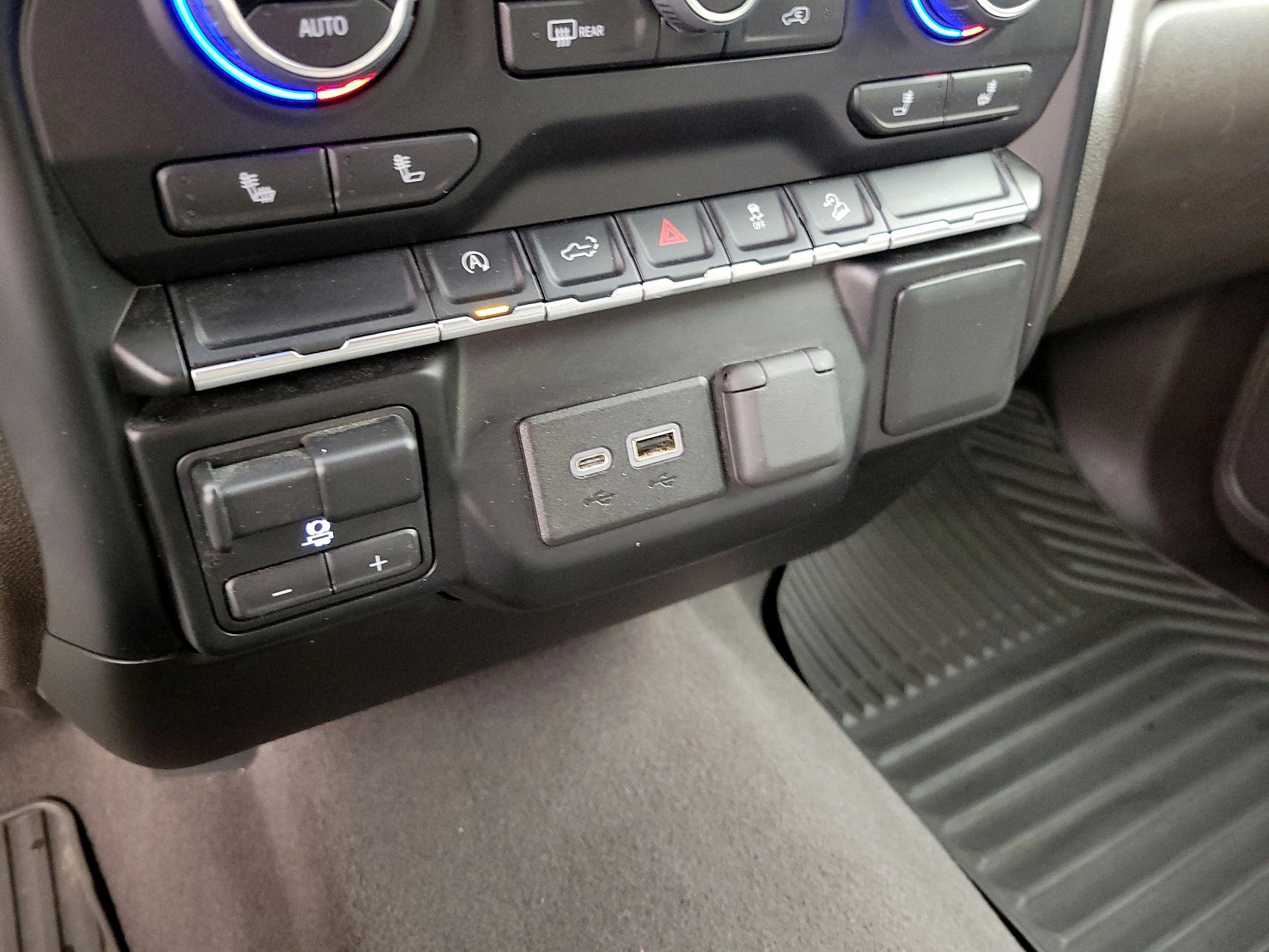 Thumbnail: 2019 Chevrolet Silverado 1500 - 18