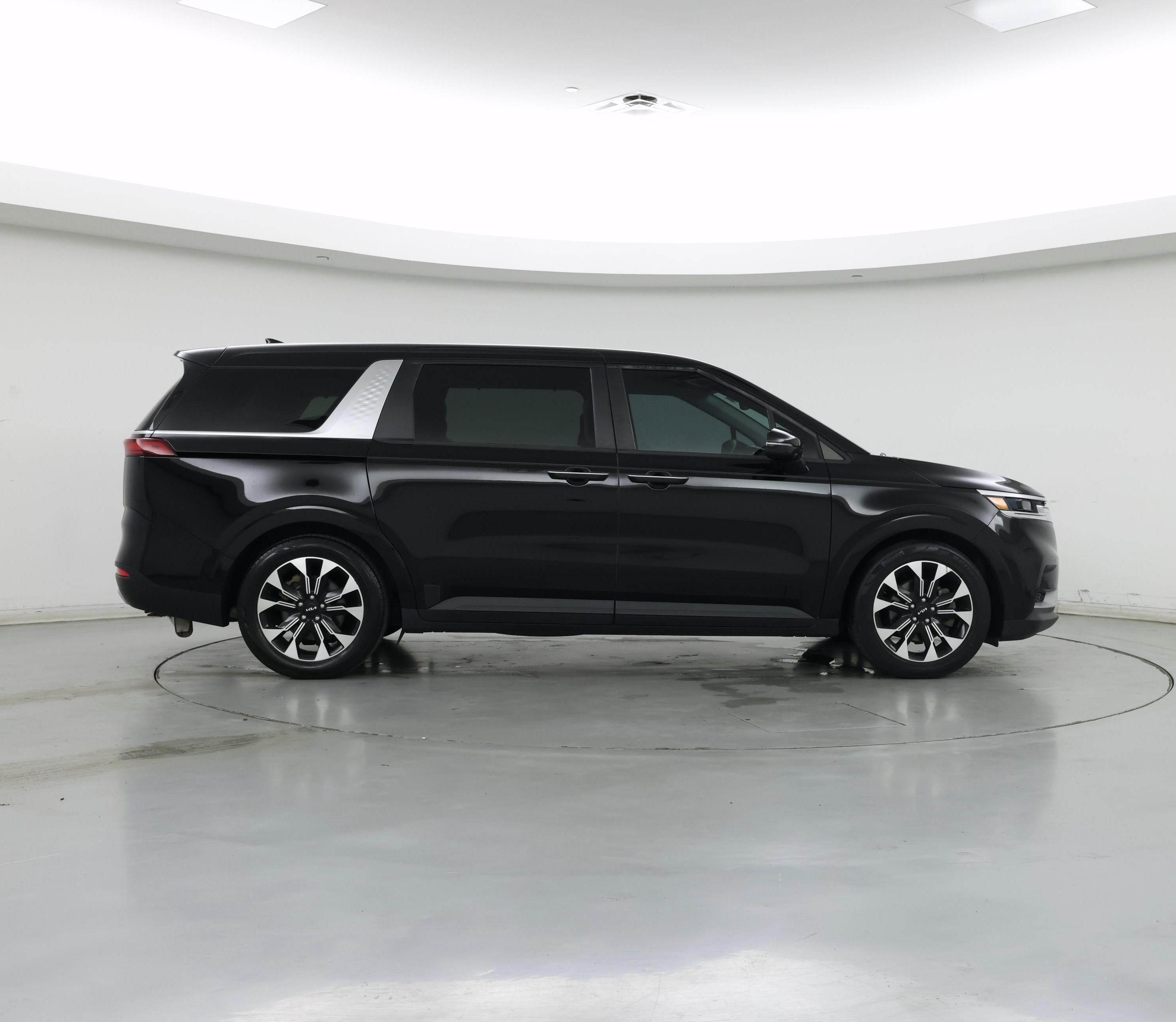Thumbnail: 2022 Kia Carnival - 7