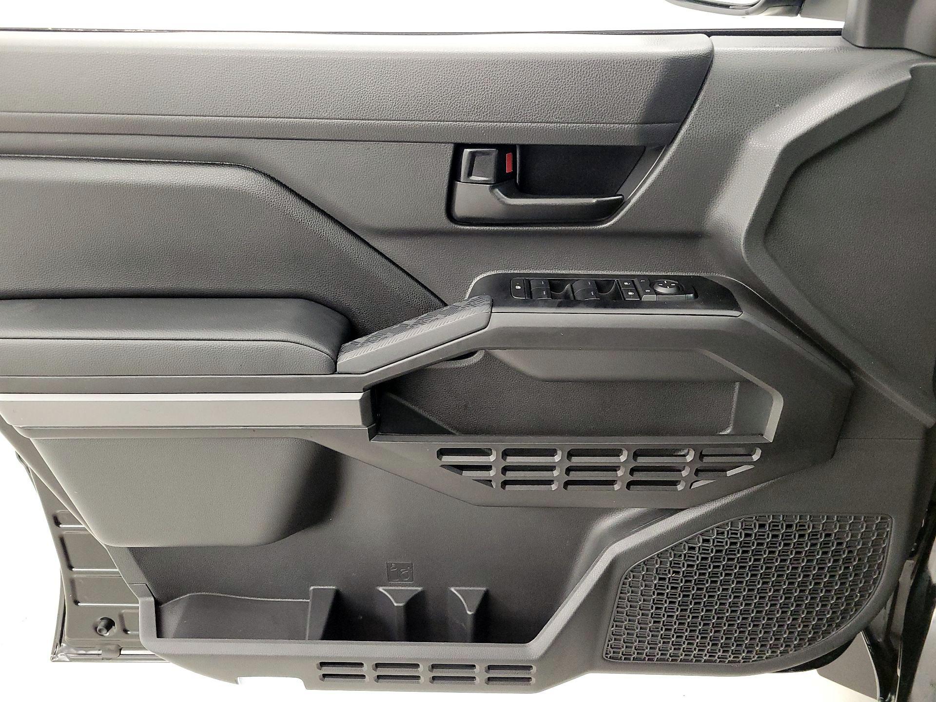 Thumbnail: 2025 Toyota Tacoma - 12