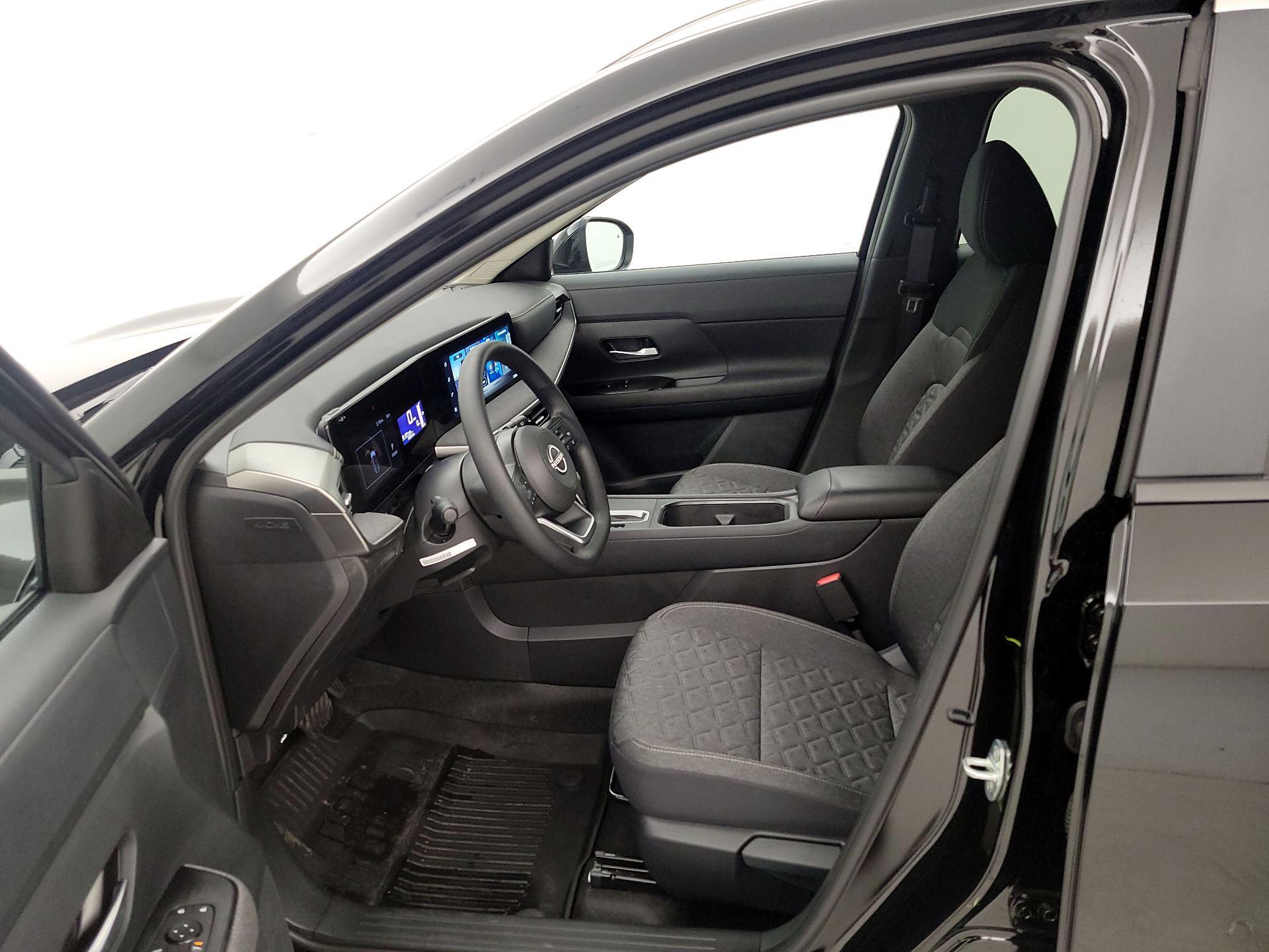 Thumbnail: 2026 Nissan Kicks - 11