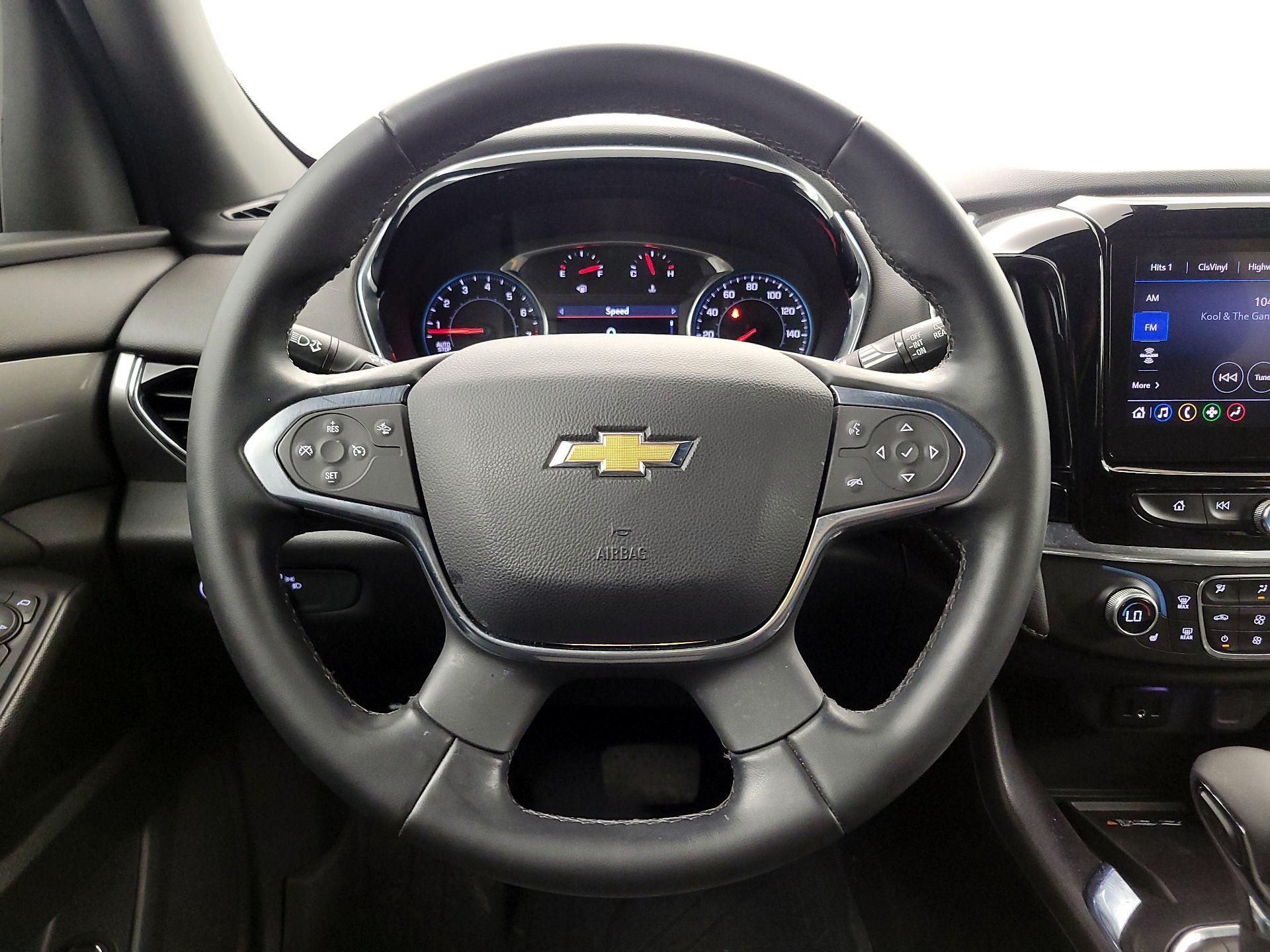 Thumbnail: 2023 Chevrolet Traverse - 10