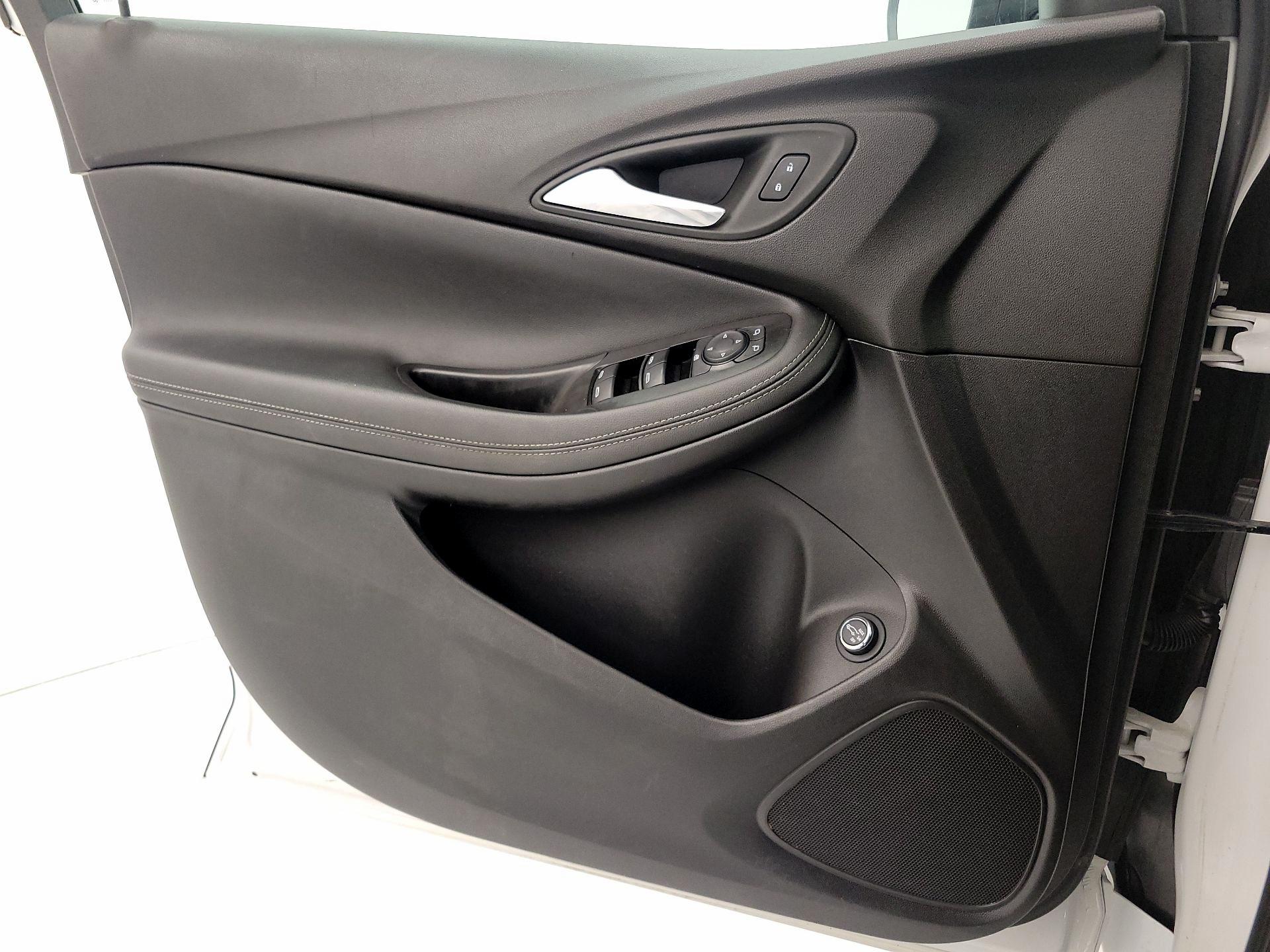 Thumbnail: 2023 Buick Encore GX - 12