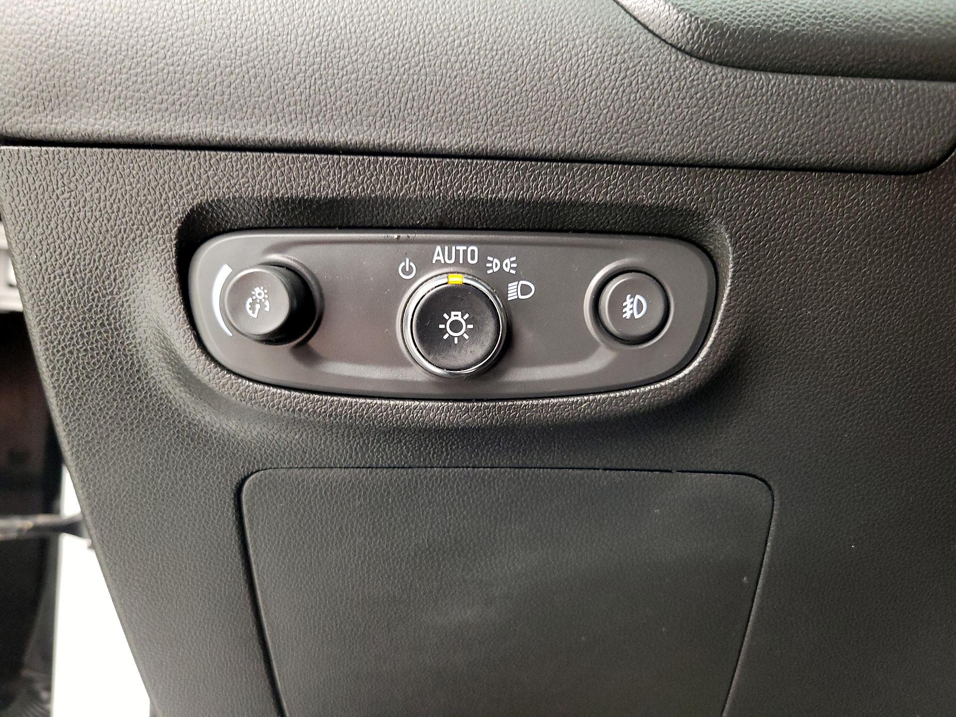 Thumbnail: 2023 Buick Encore GX - 13