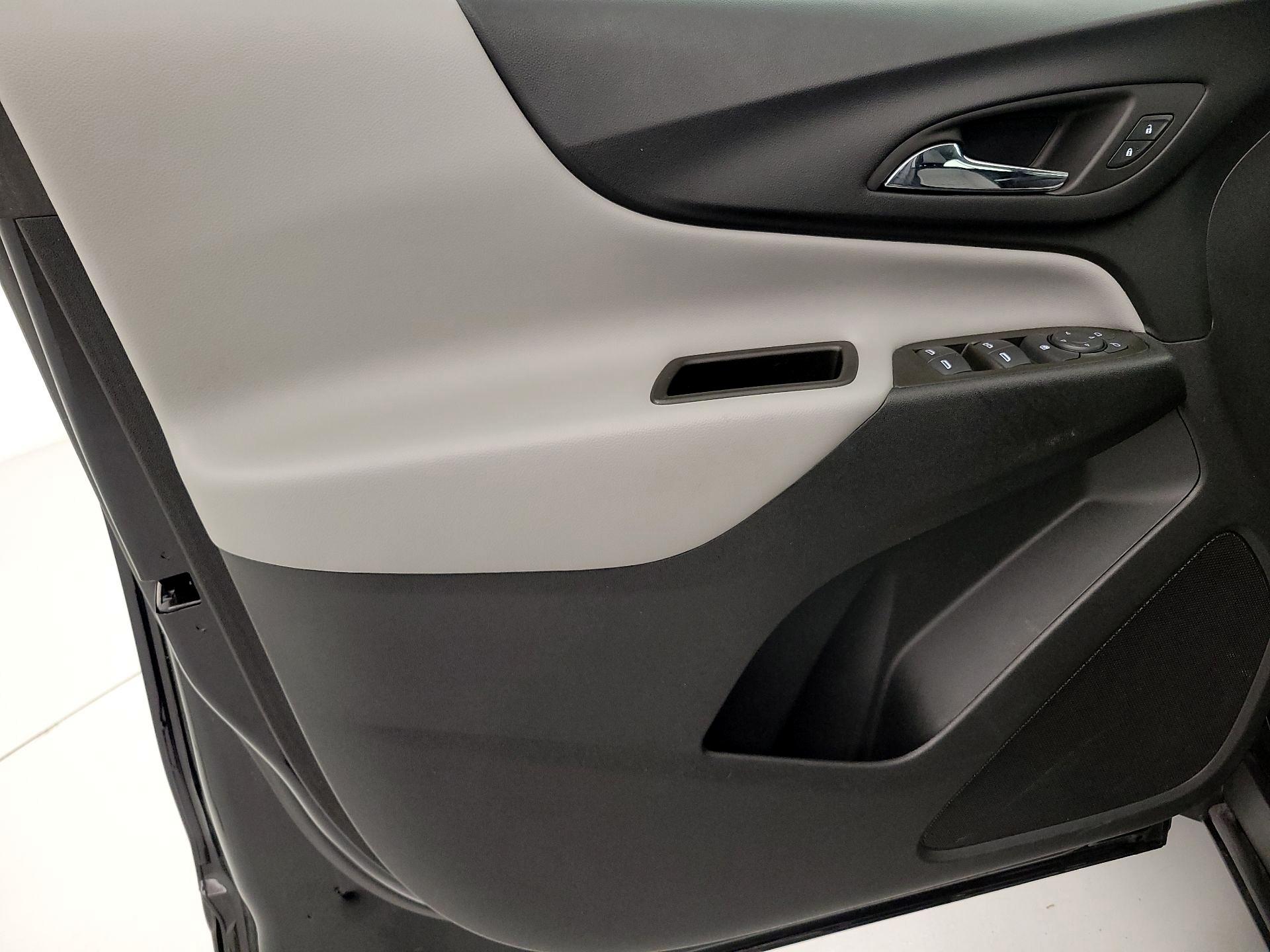 Thumbnail: 2023 Chevrolet Equinox - 12