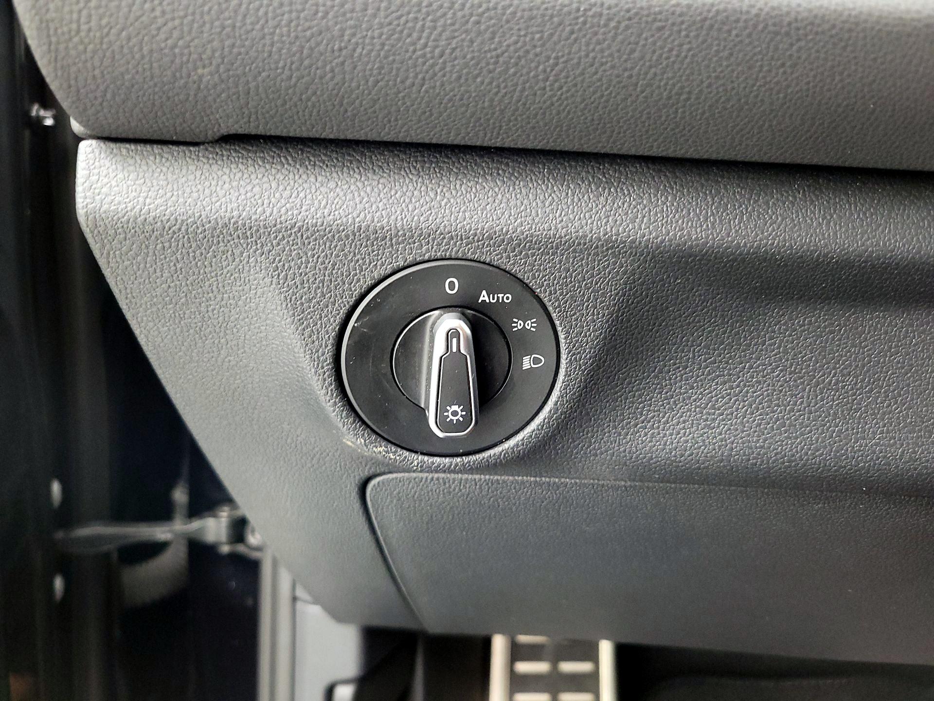 Thumbnail: 2025 Volkswagen Jetta - 13