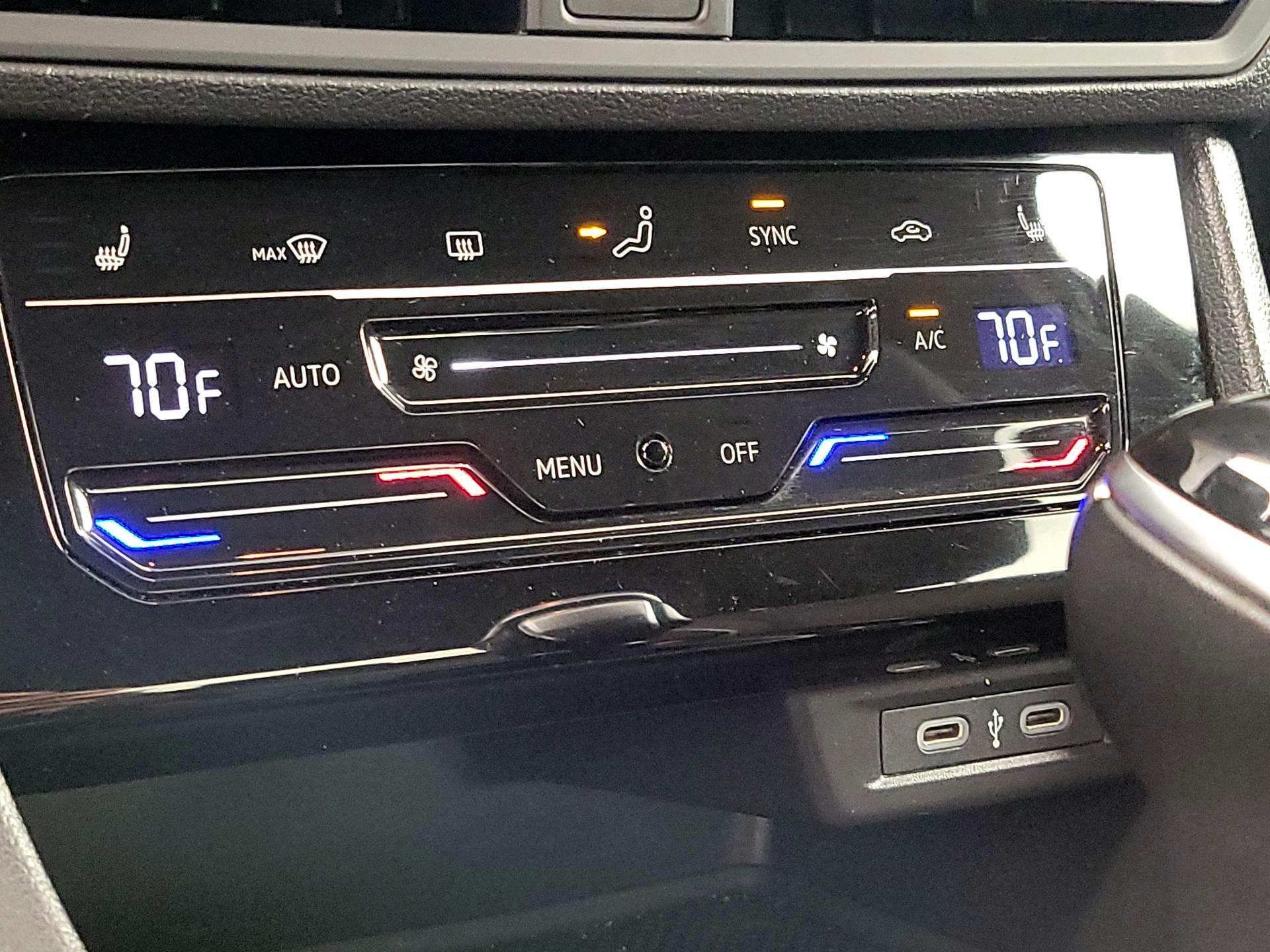 Thumbnail: 2025 Volkswagen Jetta - 16