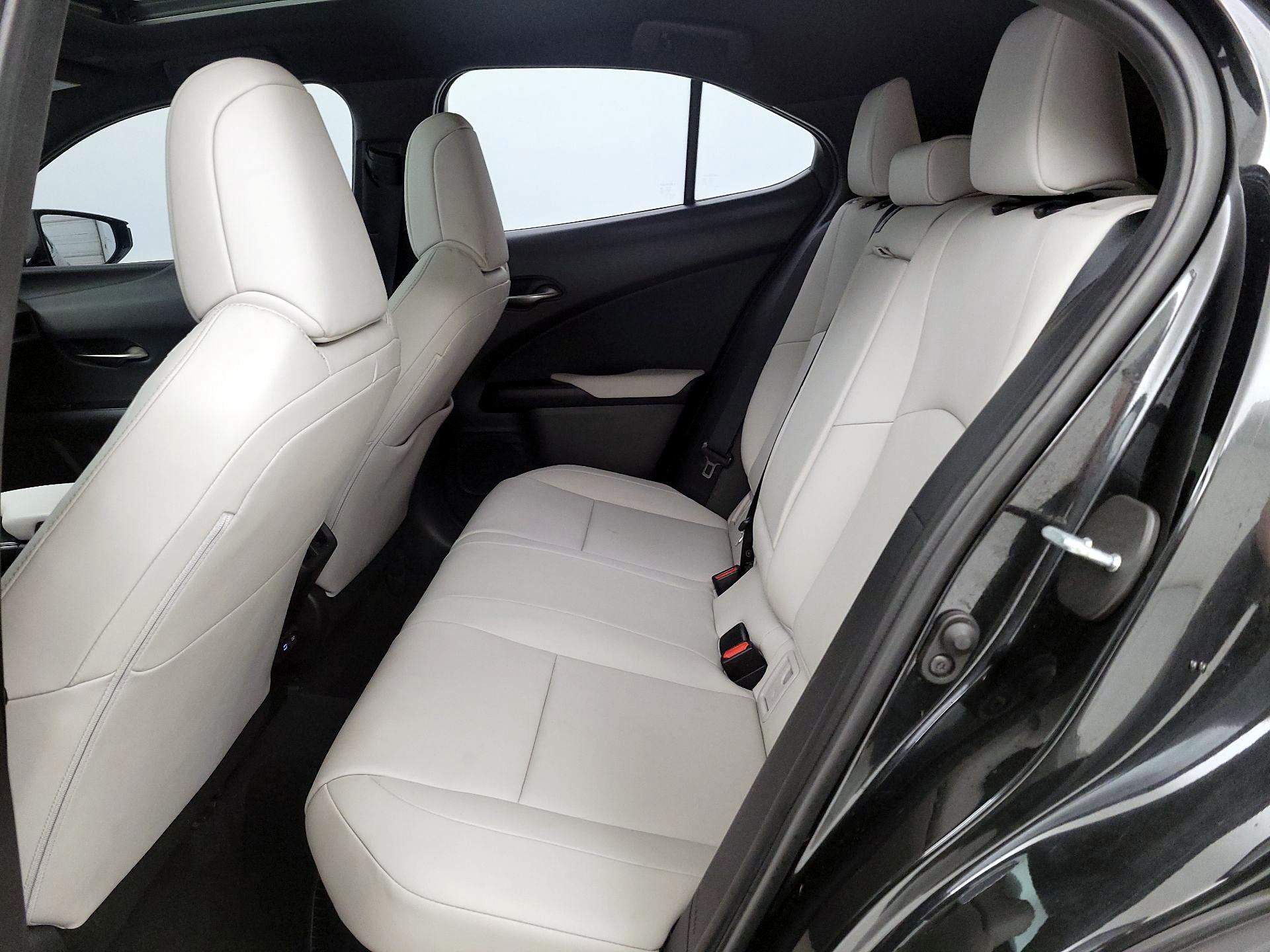 Thumbnail: 2024 Lexus UX - 19