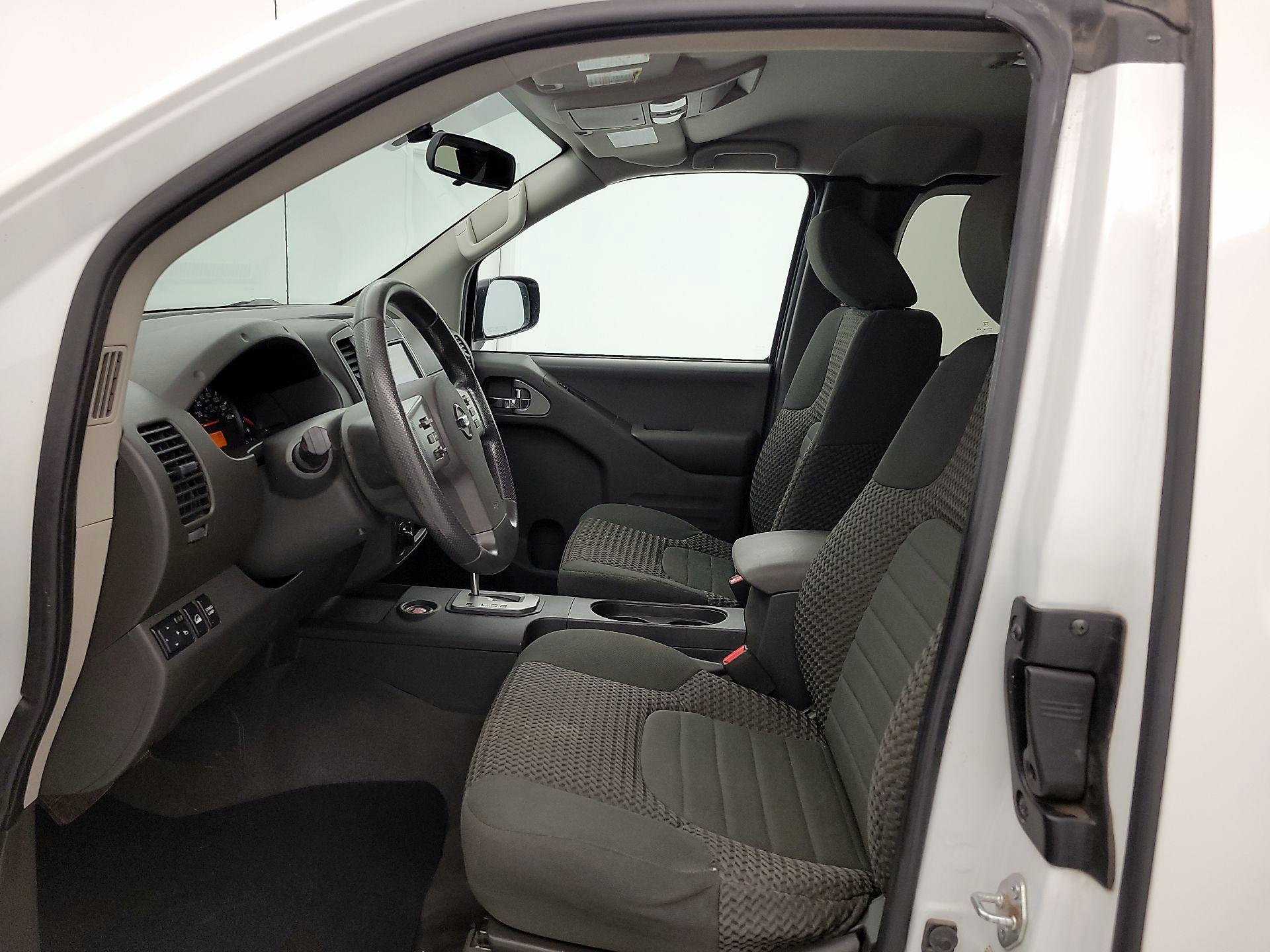 Thumbnail: 2021 Nissan Frontier - 11