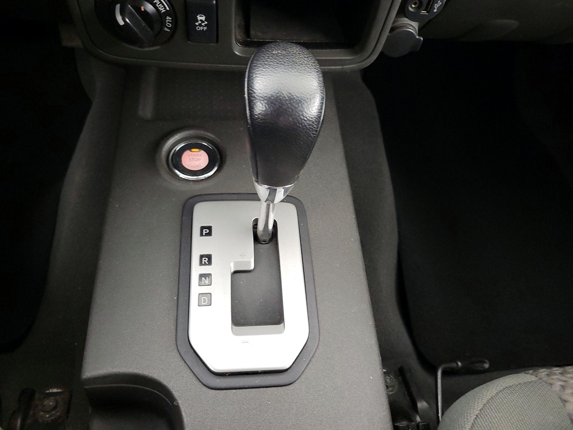 Thumbnail: 2021 Nissan Frontier - 17