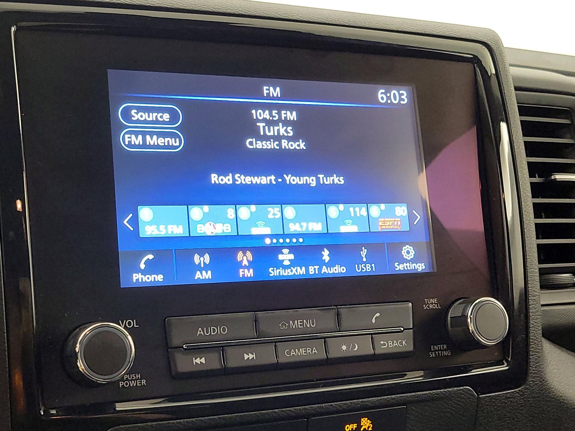 Thumbnail: 2022 Nissan Frontier - 15