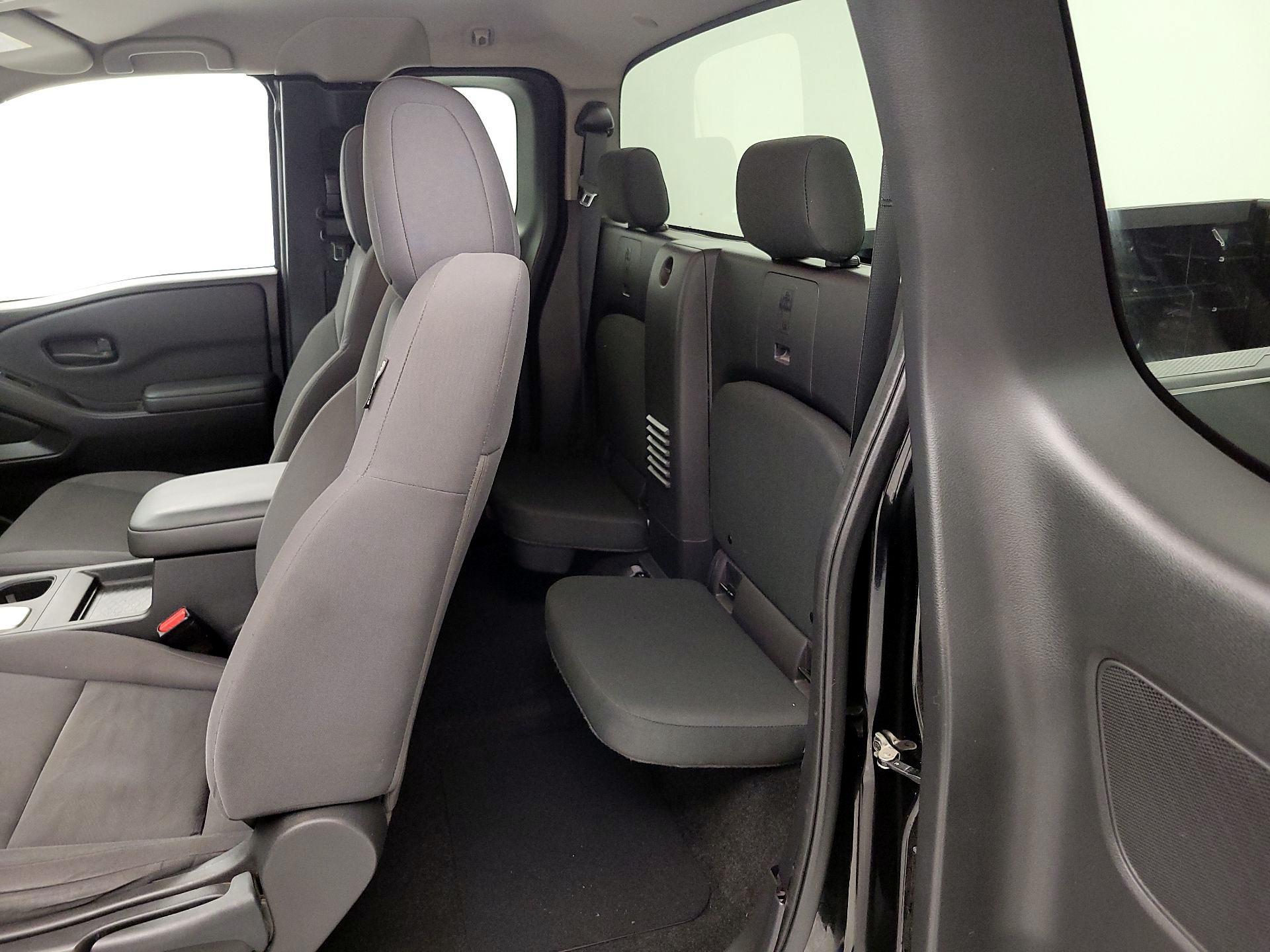 Thumbnail: 2022 Nissan Frontier - 19