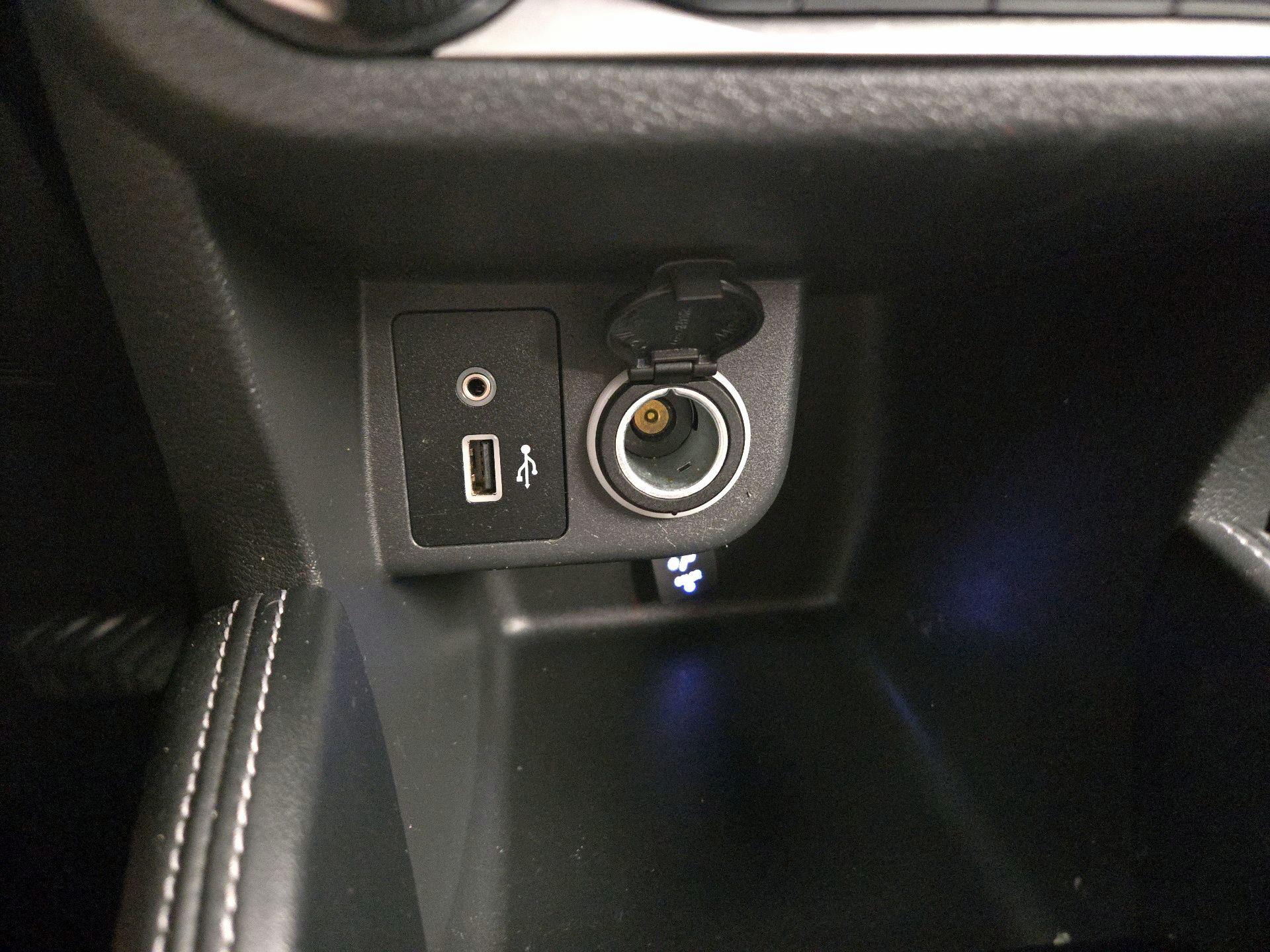 Thumbnail: 2020 Nissan Kicks - 18