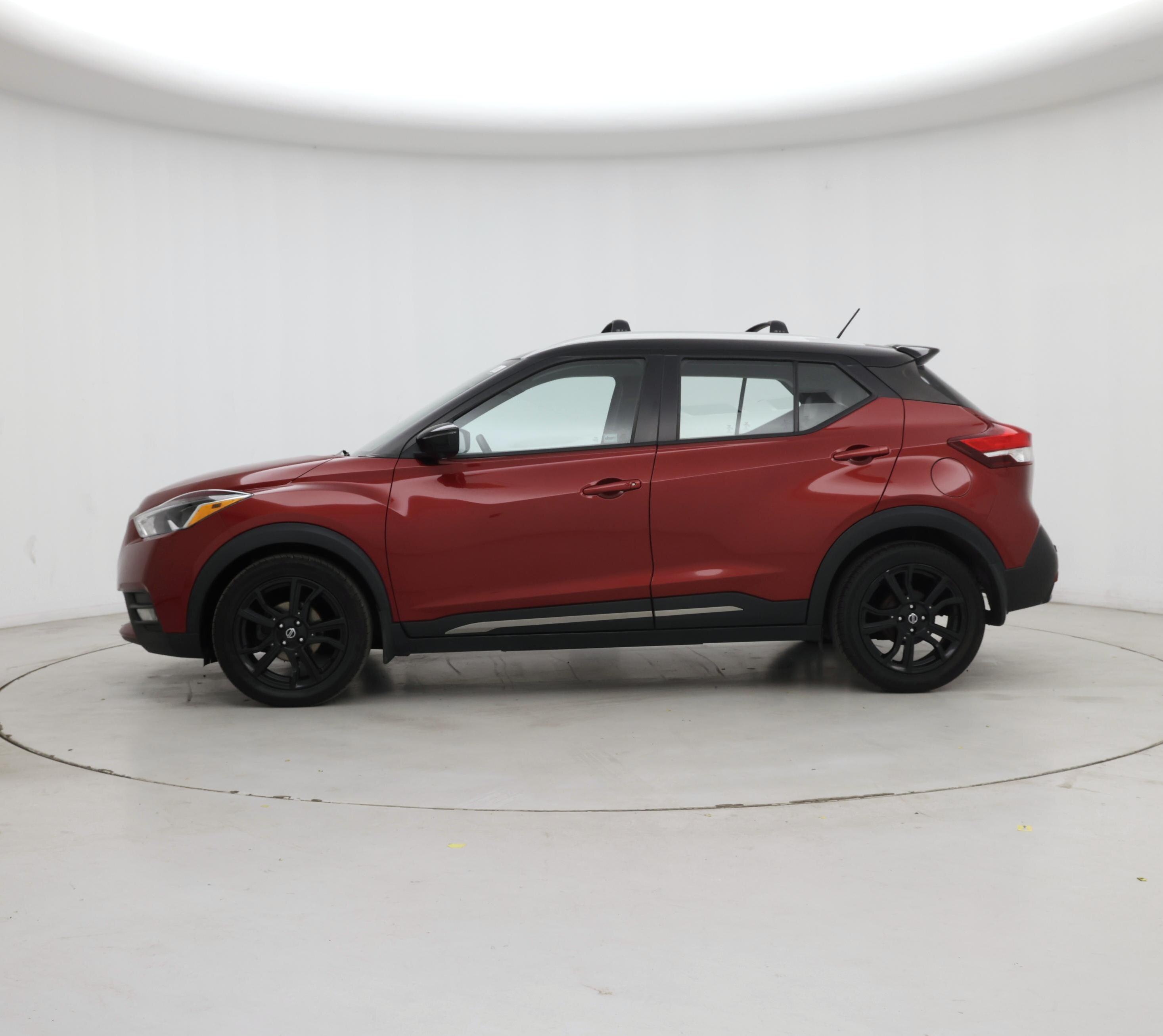 Thumbnail: 2020 Nissan Kicks - 3