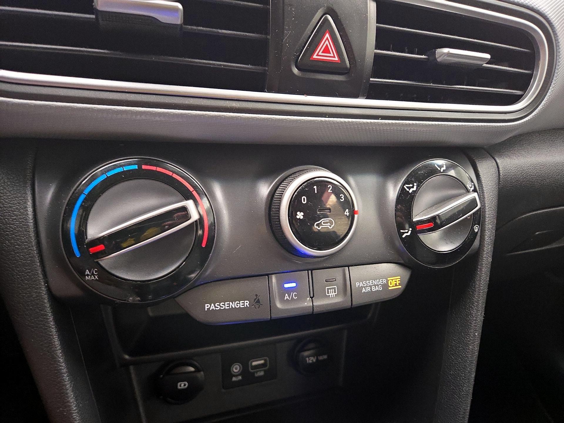 Thumbnail: 2021 Hyundai Kona - 16