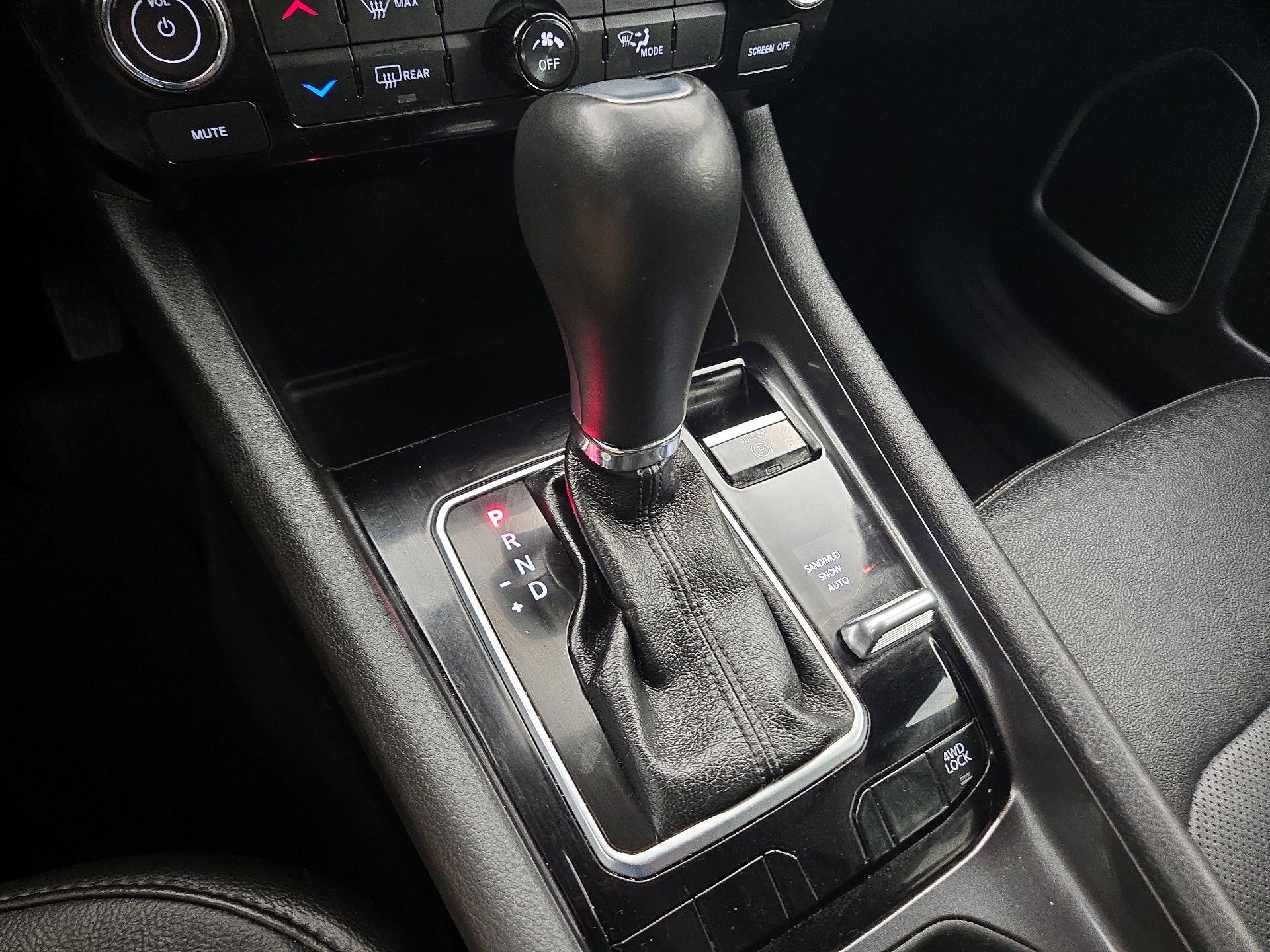 Thumbnail: 2023 Jeep Compass - 17