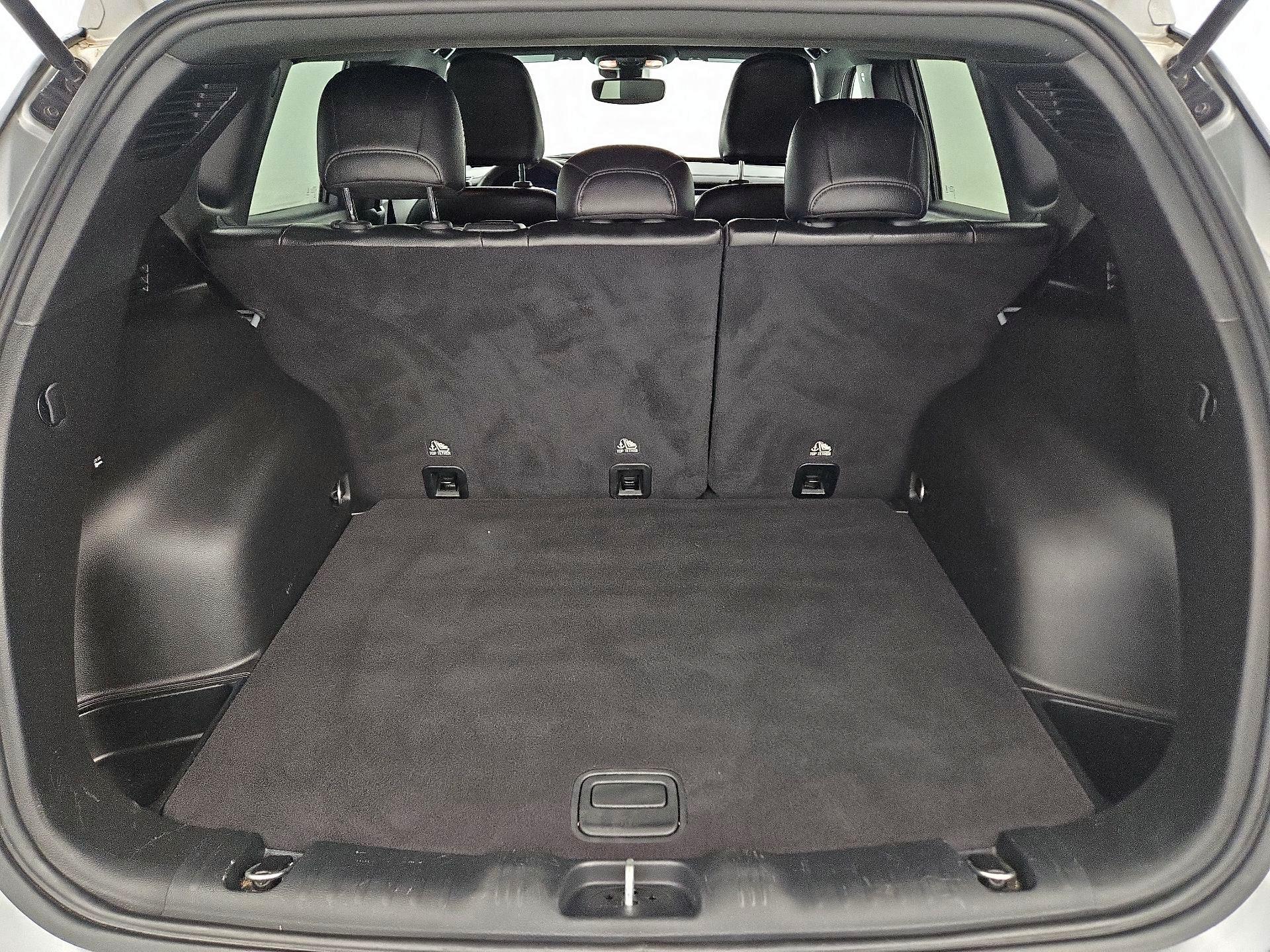 Thumbnail: 2023 Jeep Compass - 20