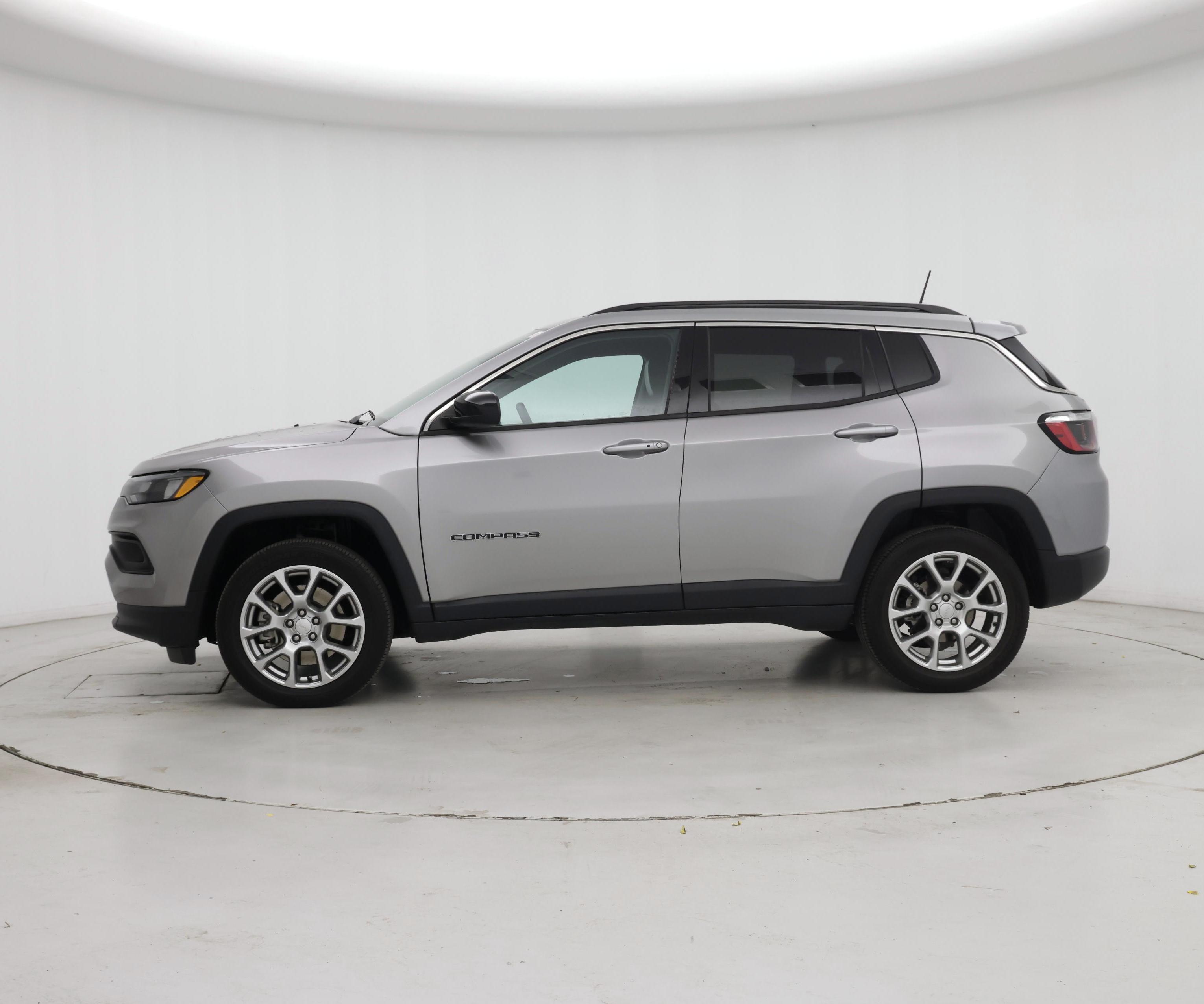 Thumbnail: 2023 Jeep Compass - 3