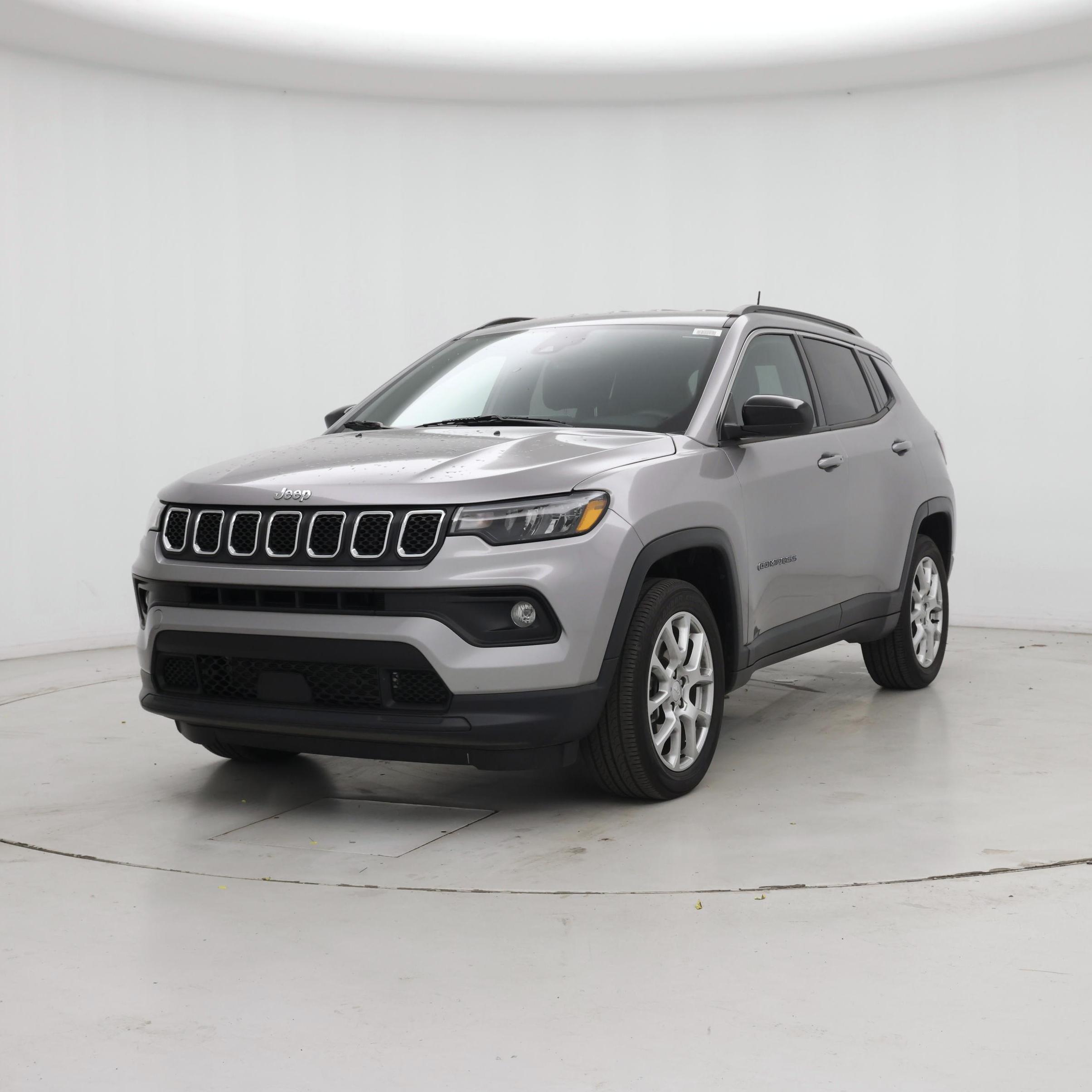 Thumbnail: 2023 Jeep Compass - 4