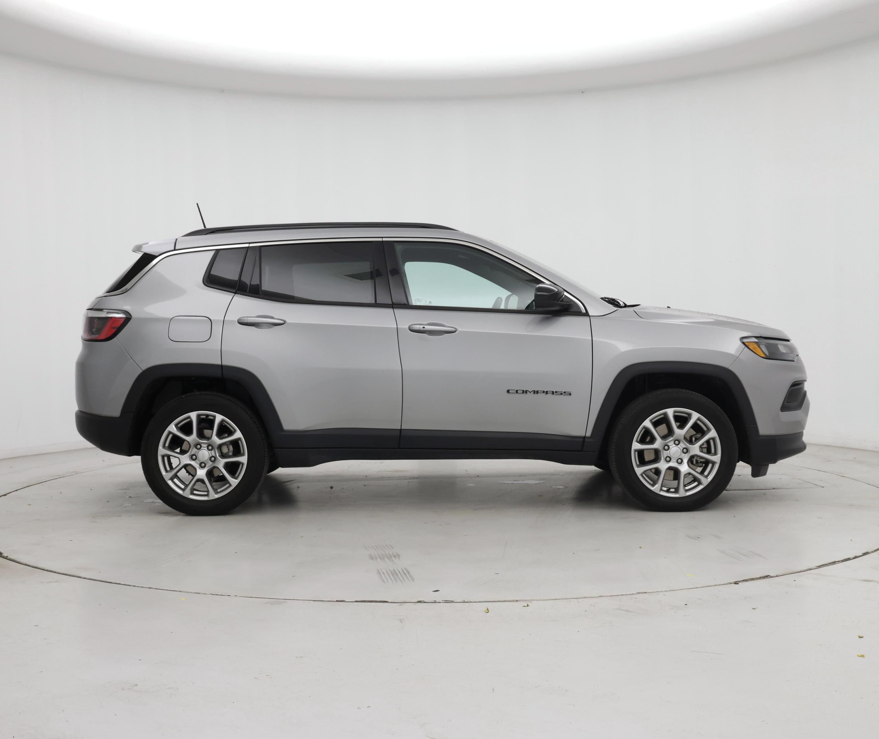 Thumbnail: 2023 Jeep Compass - 7