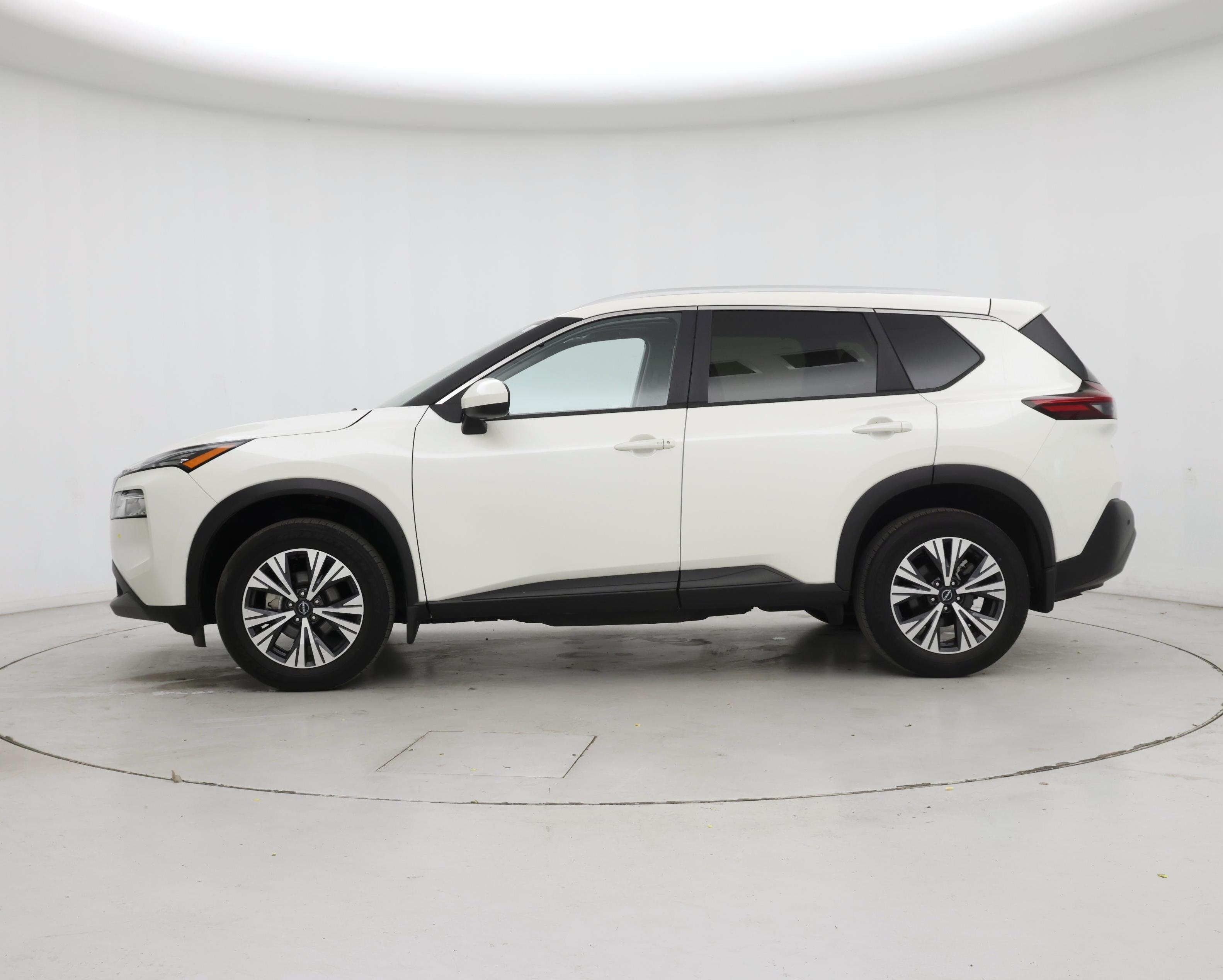 Thumbnail: 2023 Nissan Rogue - 3