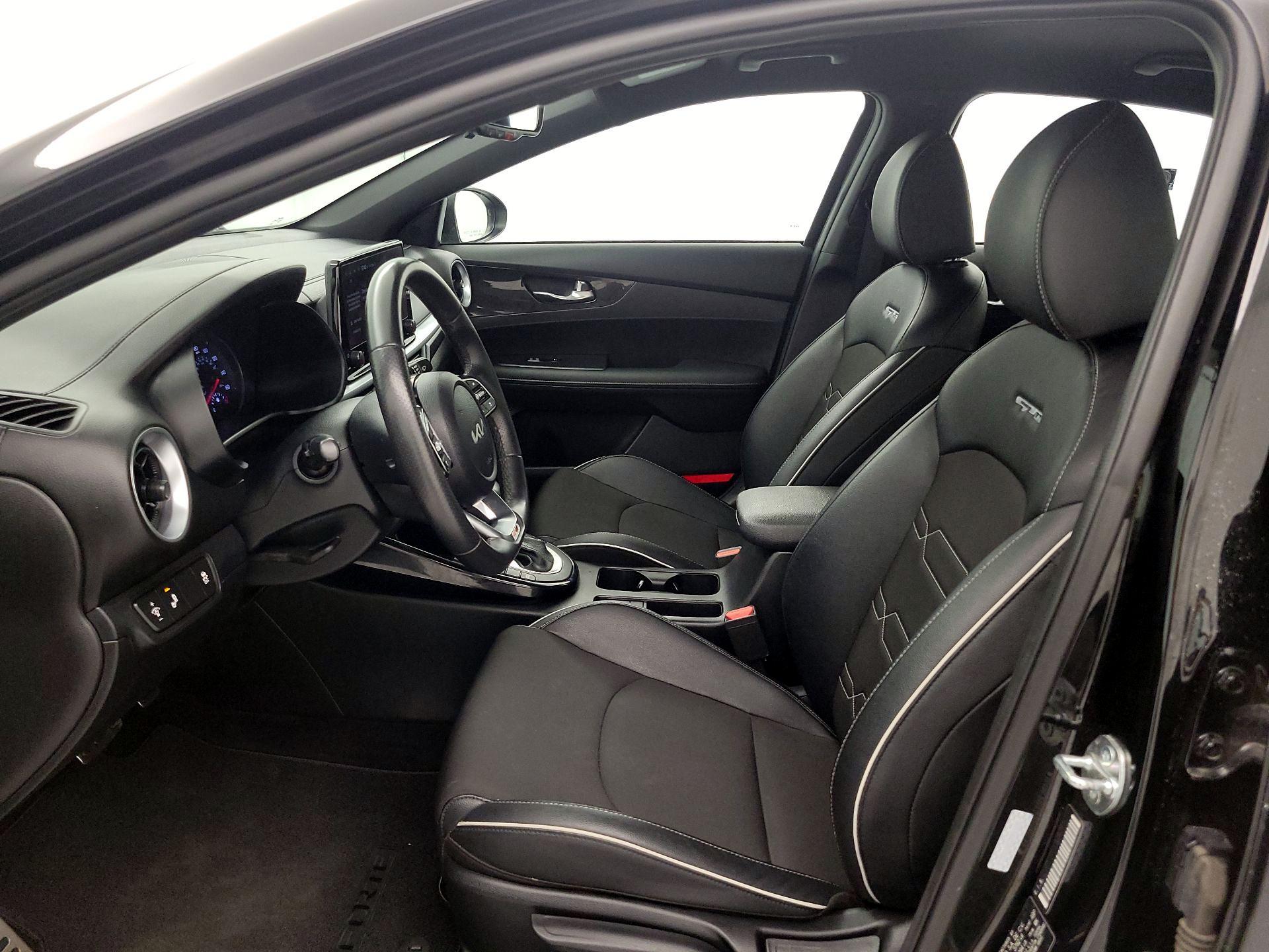 Thumbnail: 2024 Kia Forte - 11