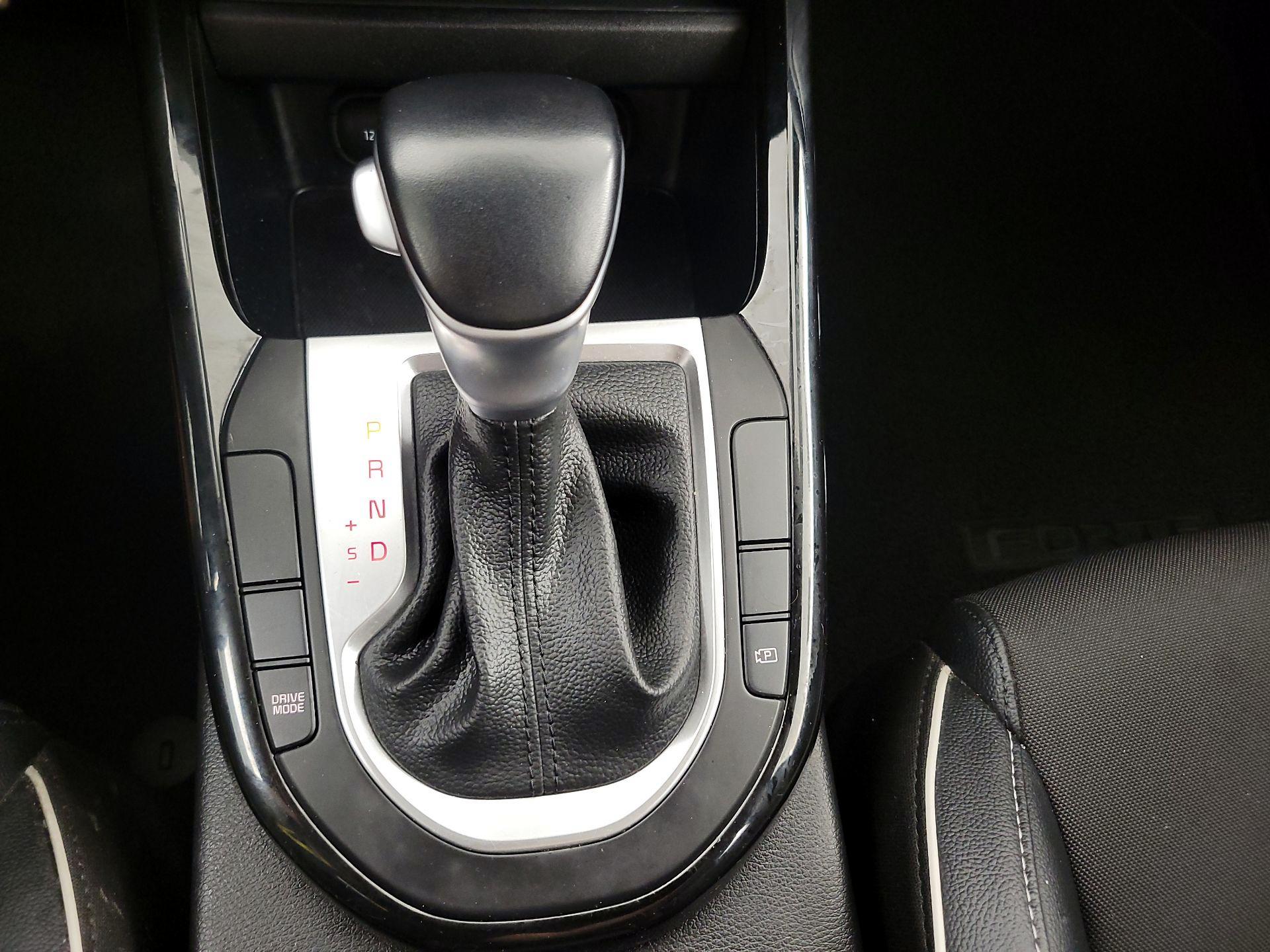 Thumbnail: 2024 Kia Forte - 18