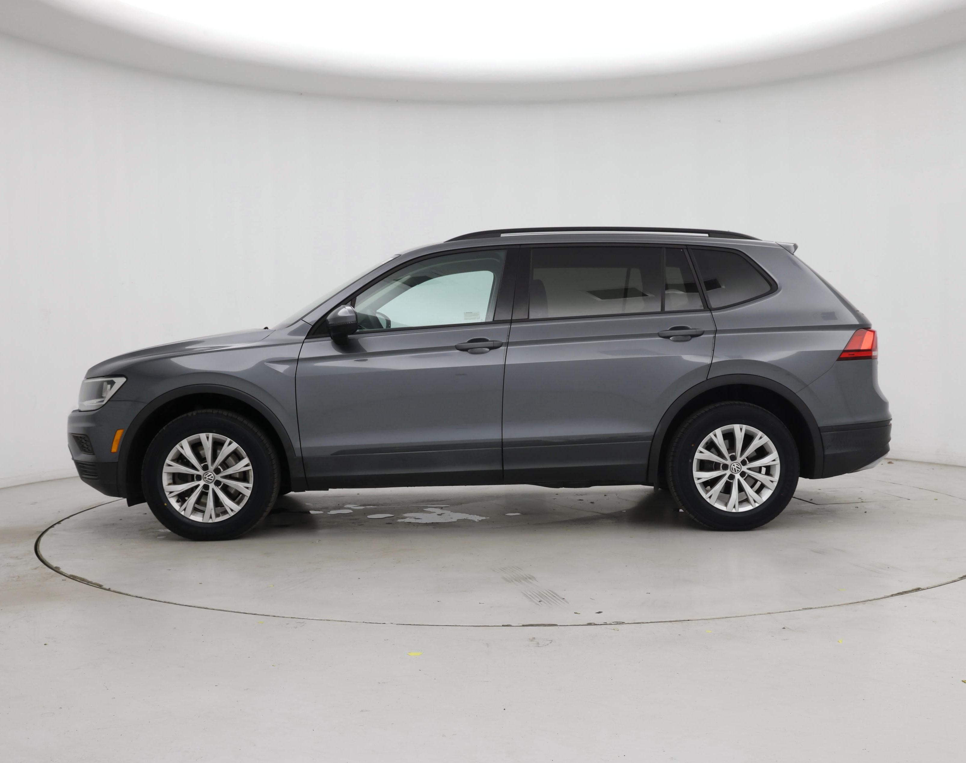 Thumbnail: 2020 Volkswagen Tiguan - 3