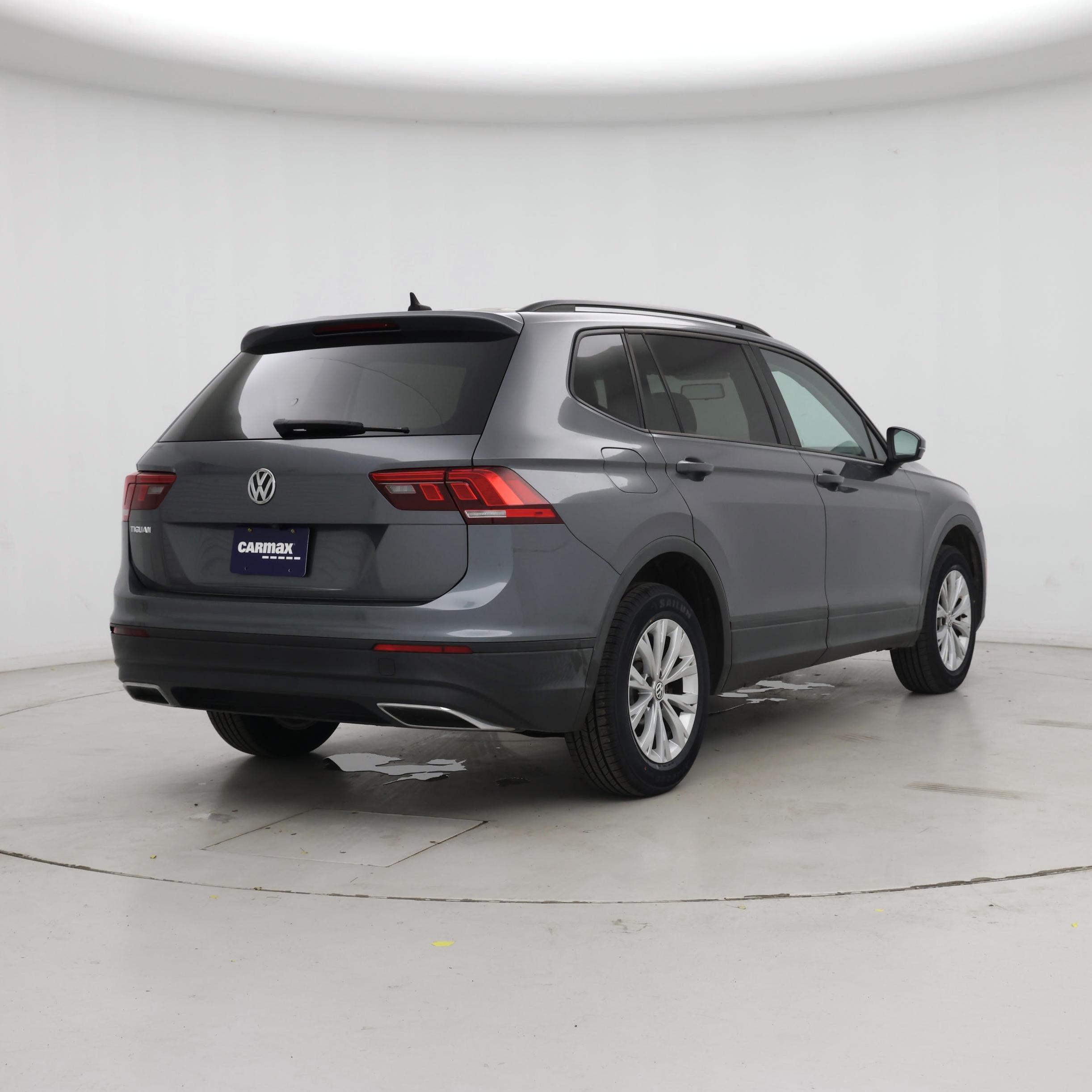 Thumbnail: 2020 Volkswagen Tiguan - 8