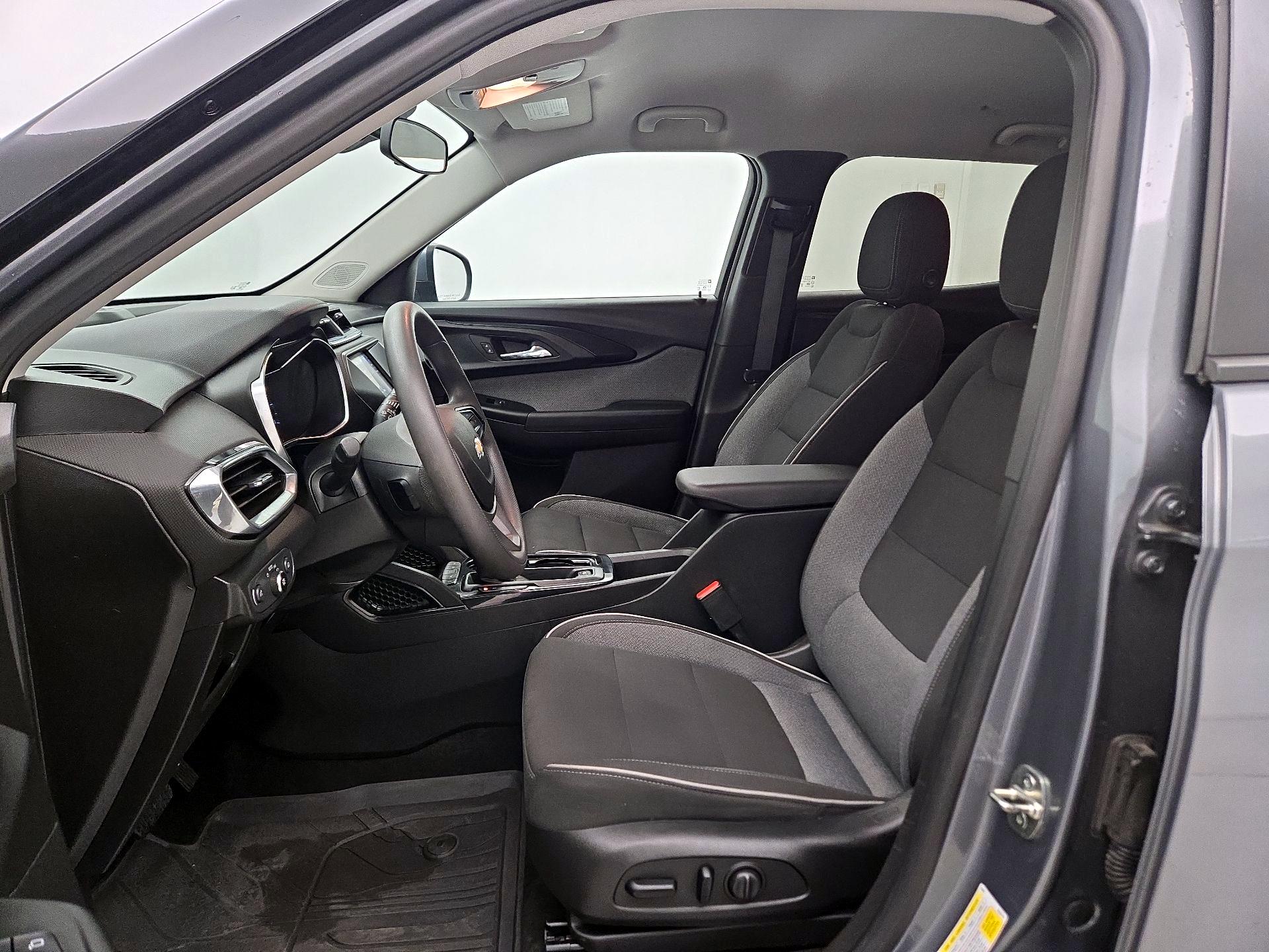 Thumbnail: 2022 Chevrolet TrailBlazer - 11