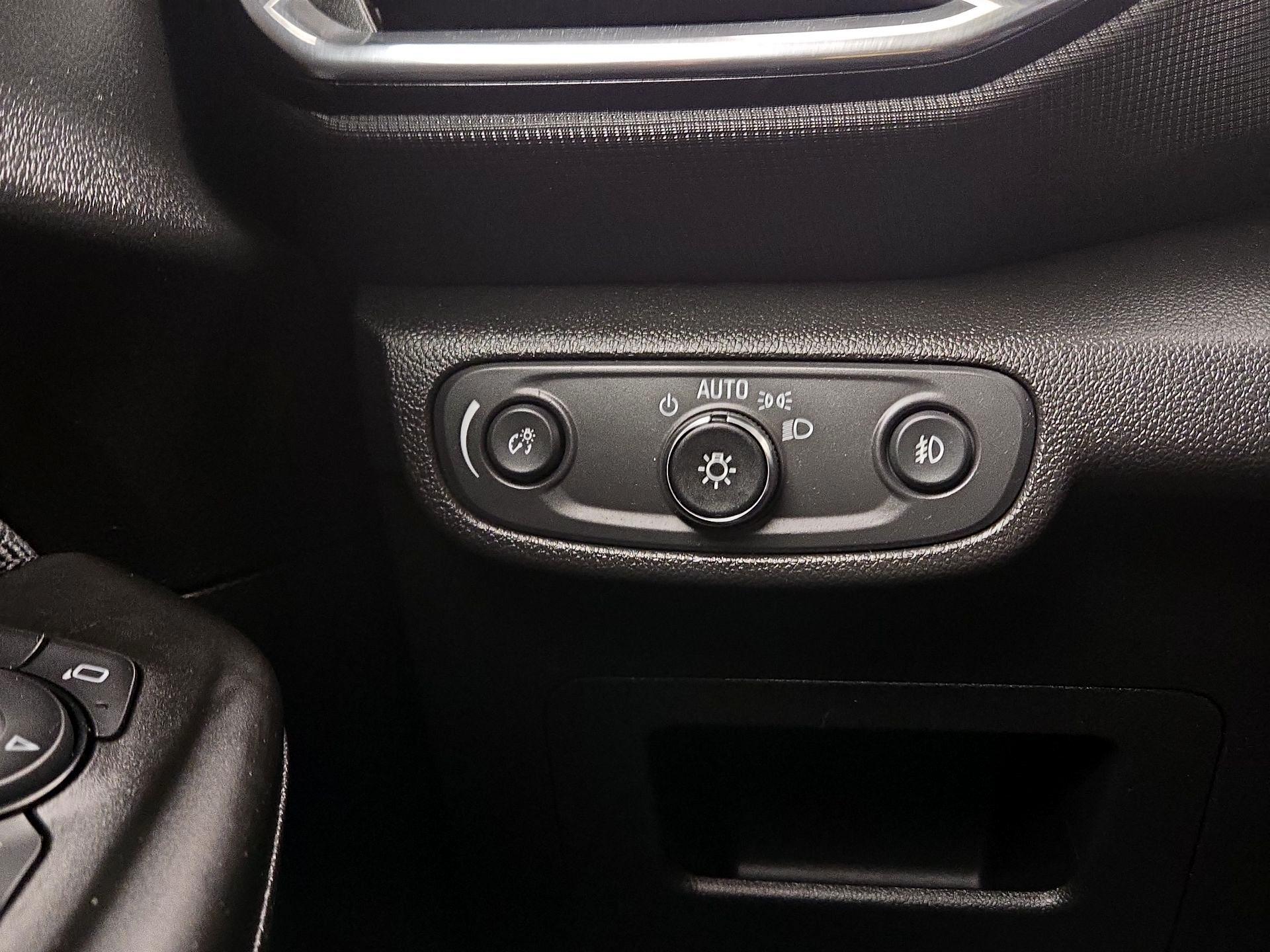 Thumbnail: 2022 Chevrolet TrailBlazer - 13