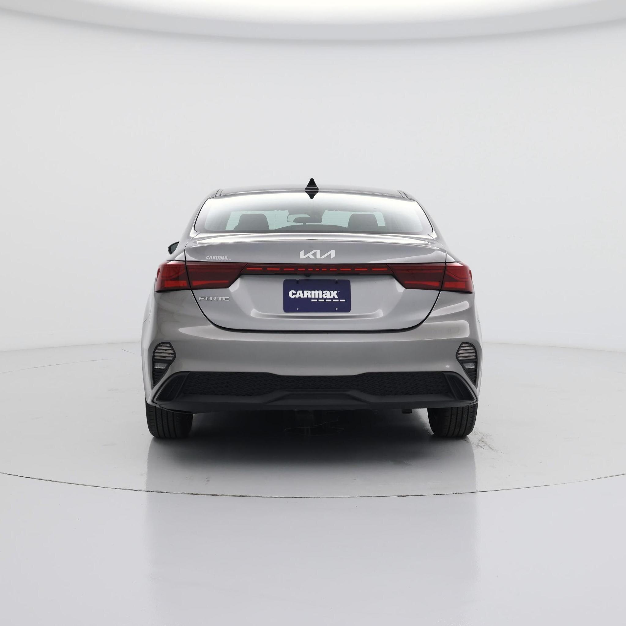 Thumbnail: 2024 Kia Forte - 6