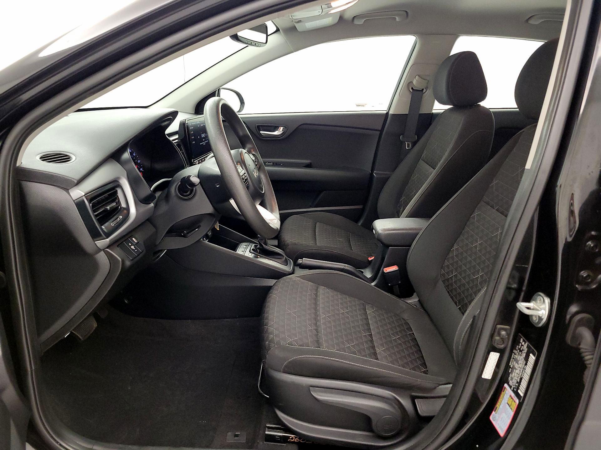 Thumbnail: 2023 Kia Rio - 11