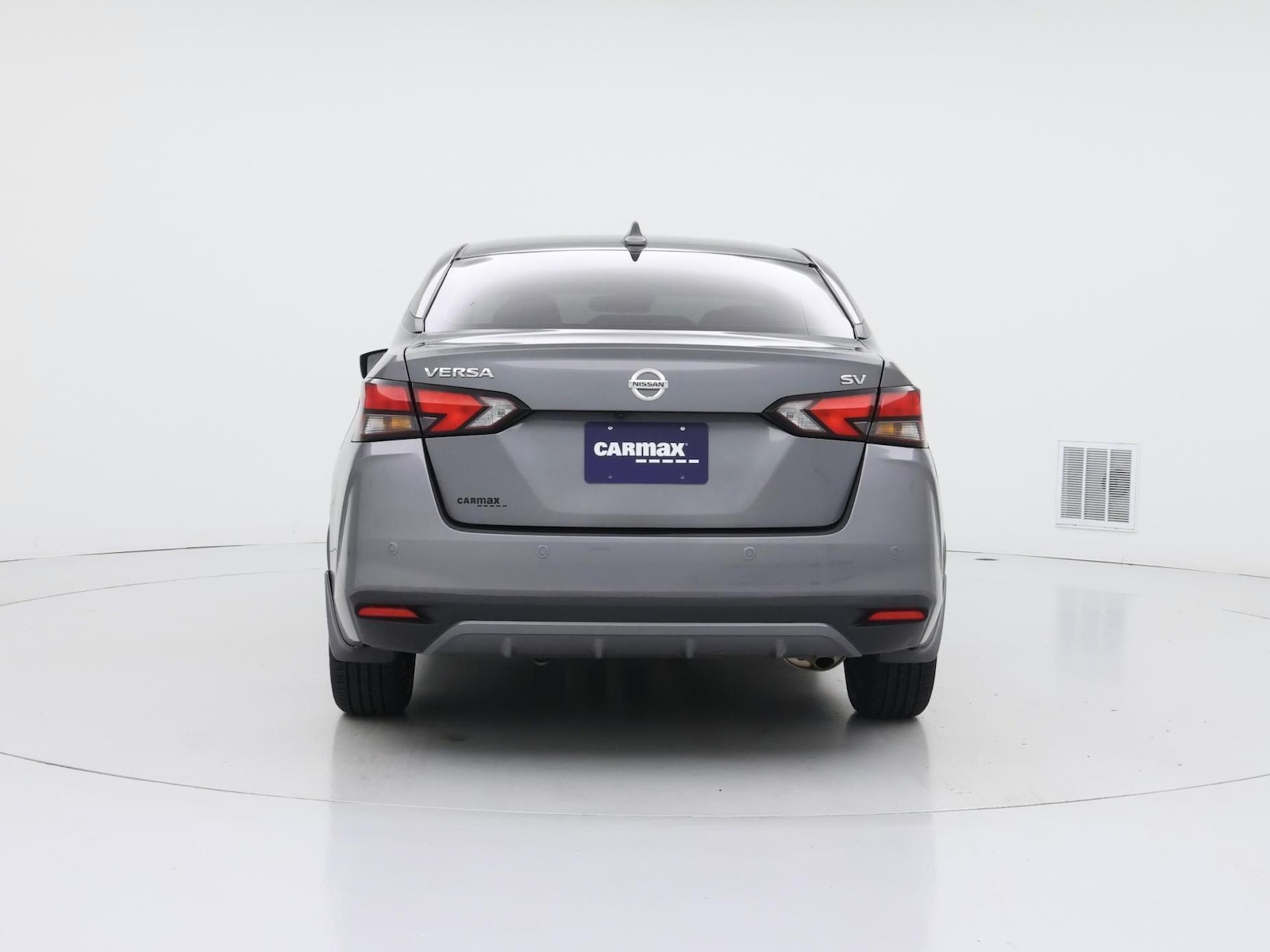 2022 Nissan Versa Sedan SV - Photo 7