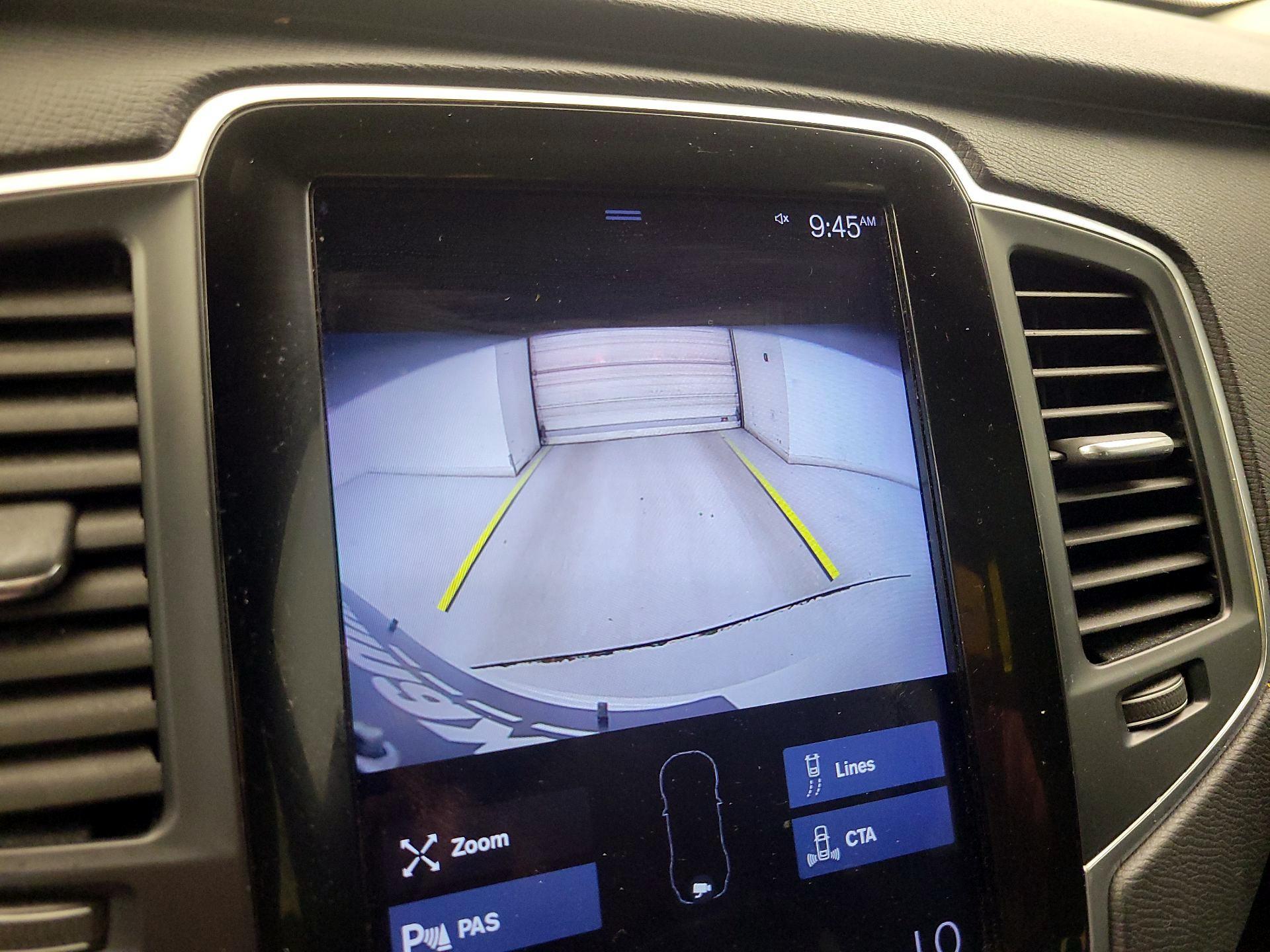 Thumbnail: 2019 Volvo XC90 - 15