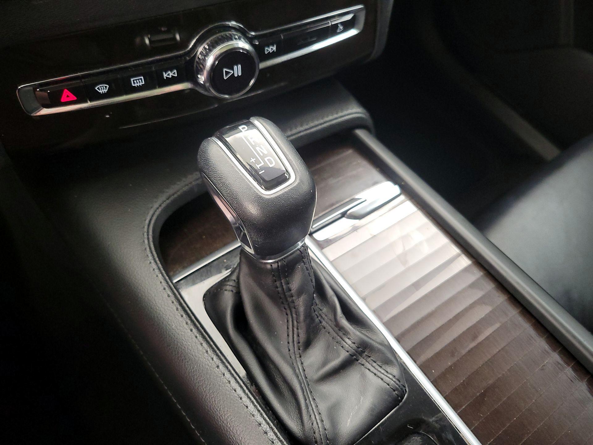 Thumbnail: 2019 Volvo XC90 - 18