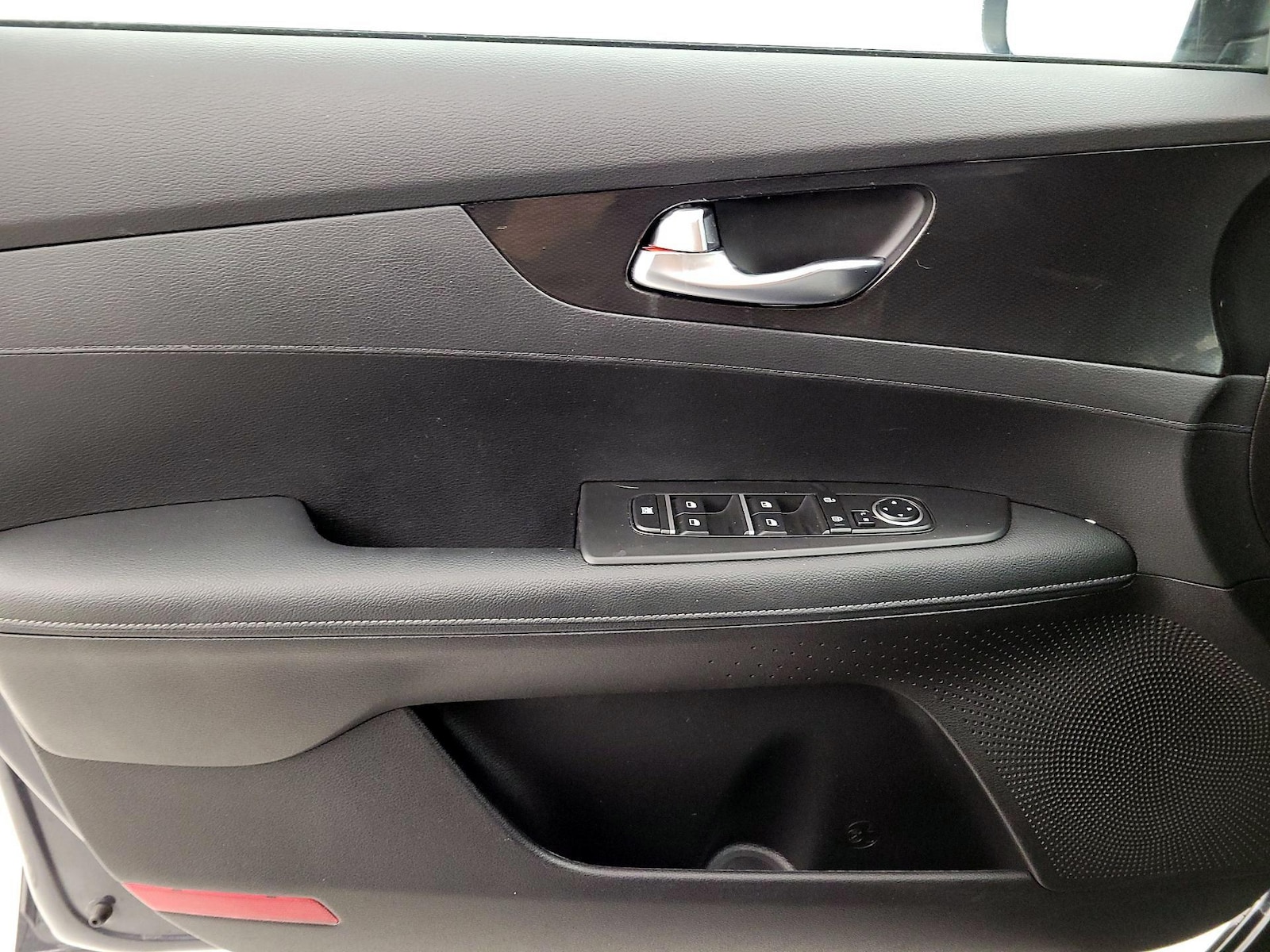 2023 Kia Forte GT-Line - Photo 13