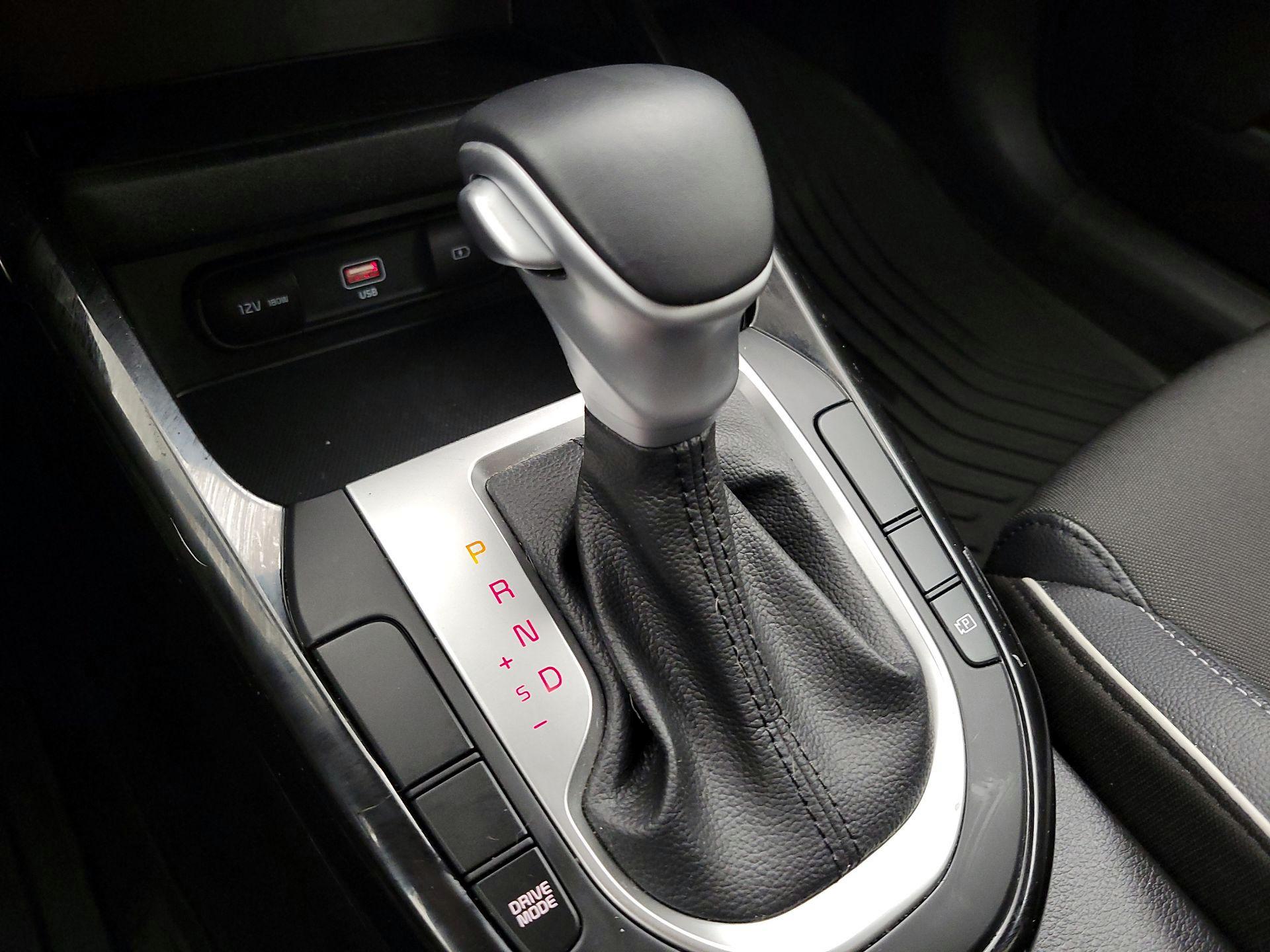 Thumbnail: 2023 Kia Forte - 17
