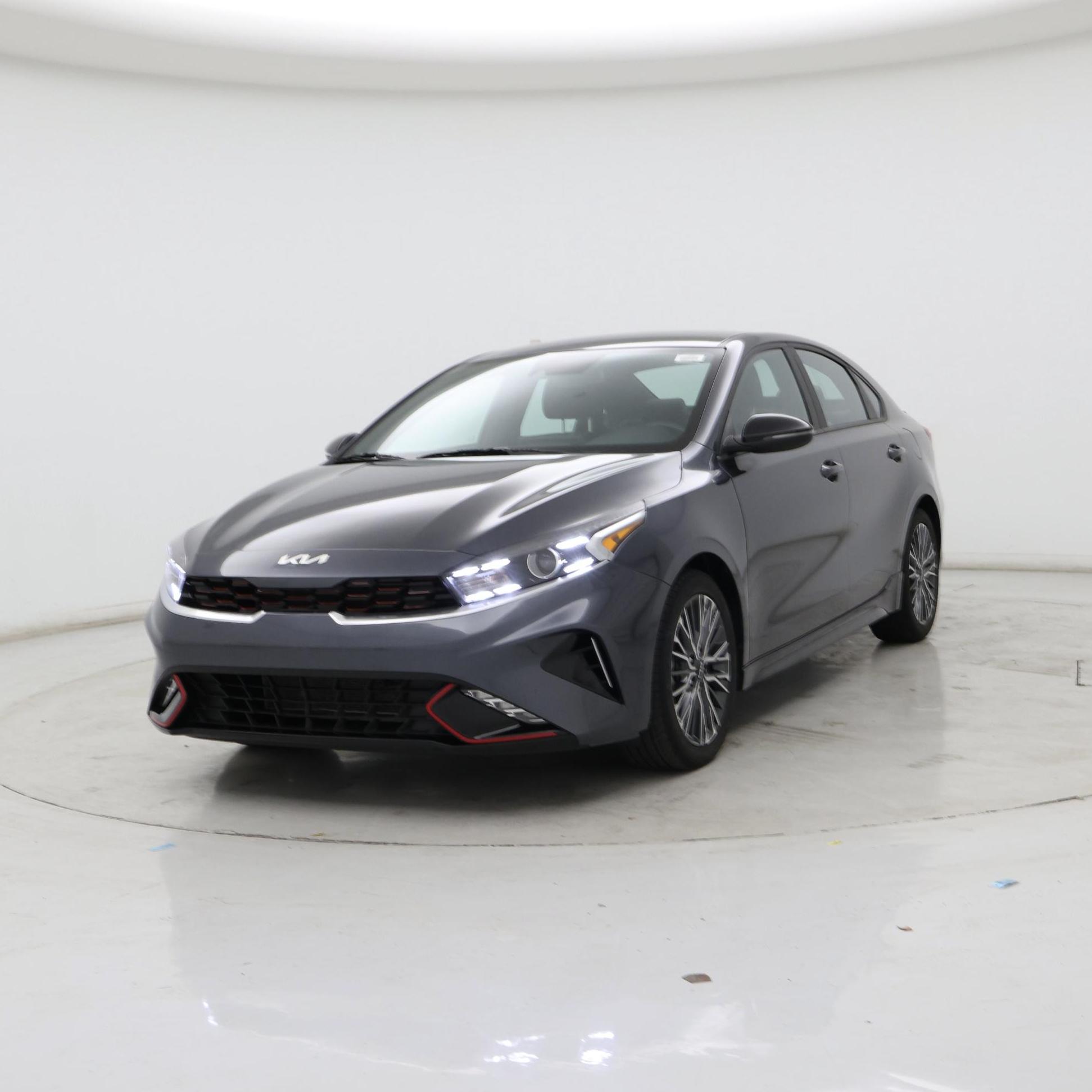 Thumbnail: 2023 Kia Forte - 4