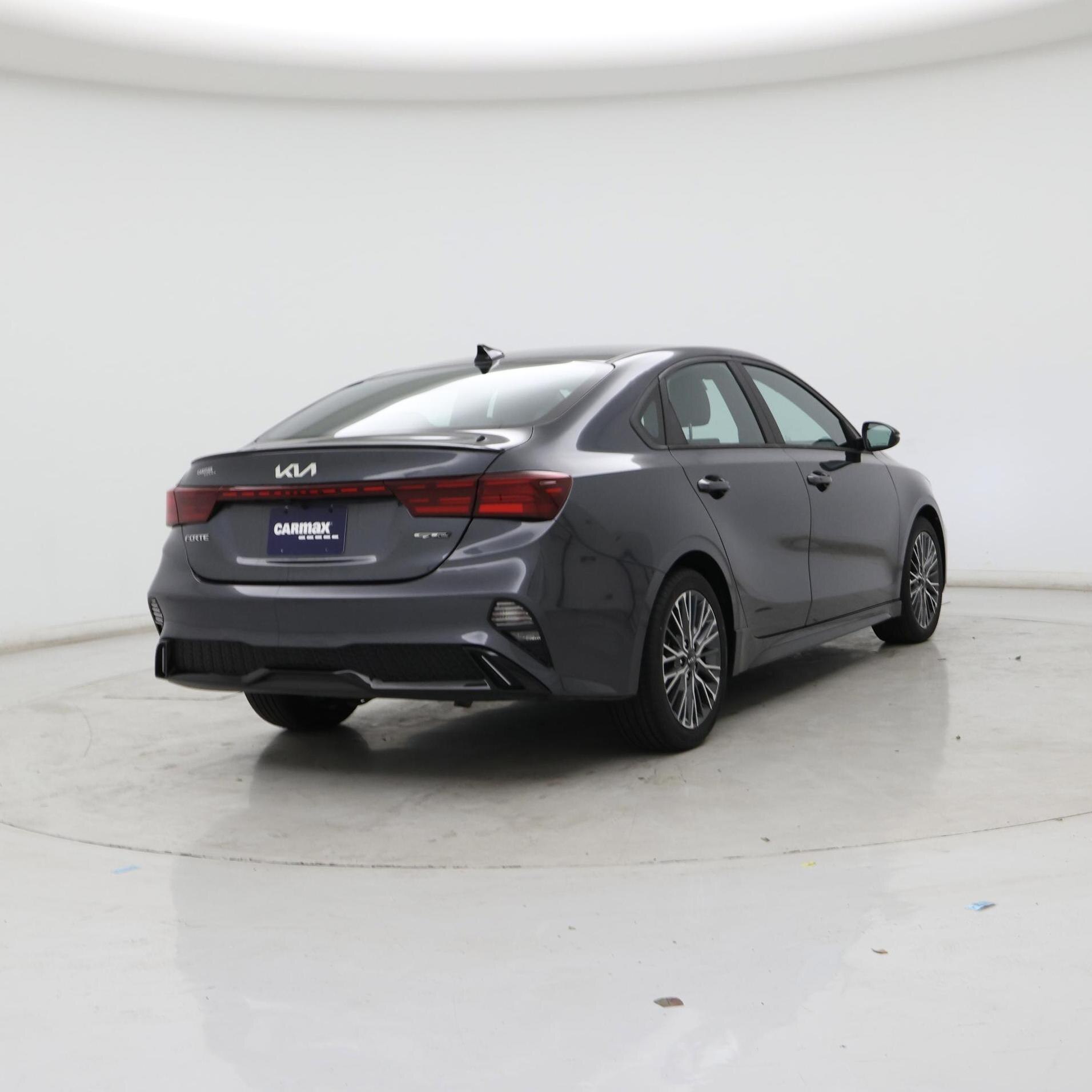 Thumbnail: 2023 Kia Forte - 8