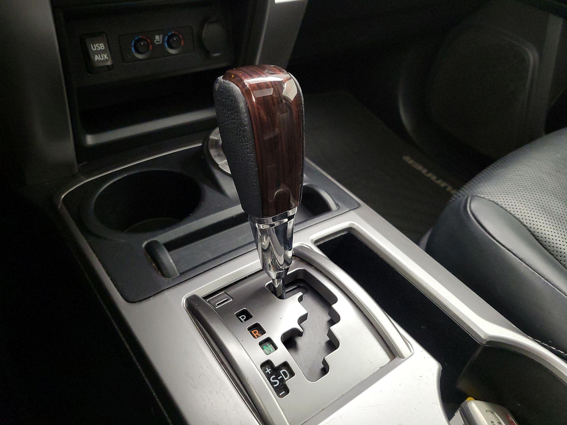 Thumbnail: 2016 Toyota 4Runner - 17