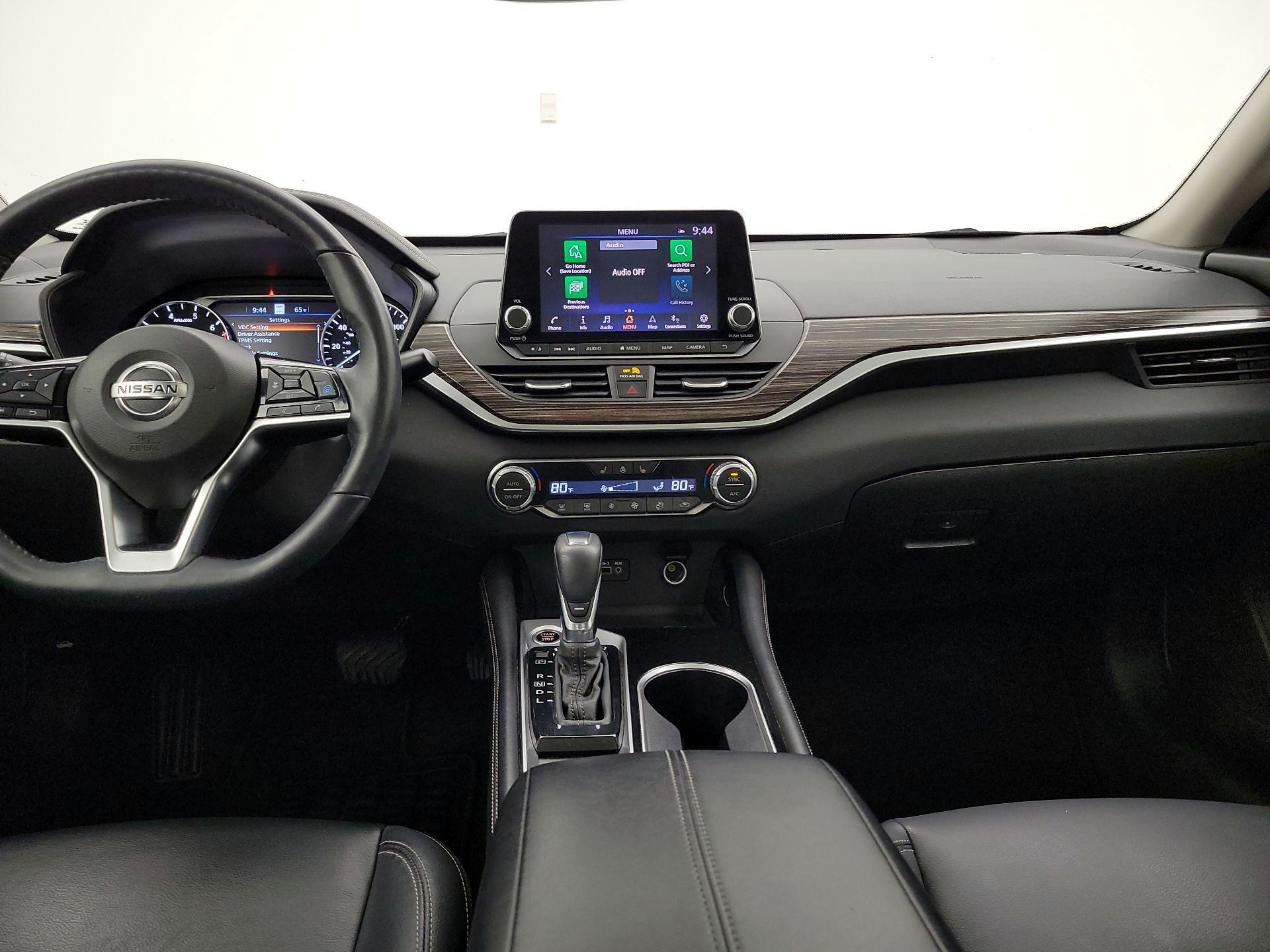 Thumbnail: 2020 Nissan Altima - 9