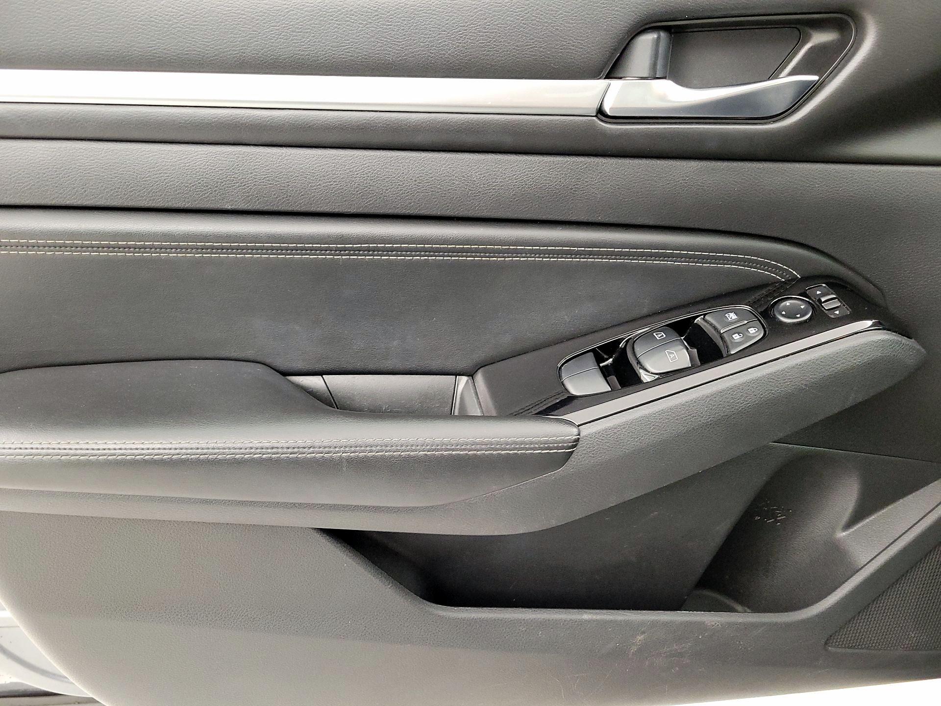 Thumbnail: 2020 Nissan Altima - 12