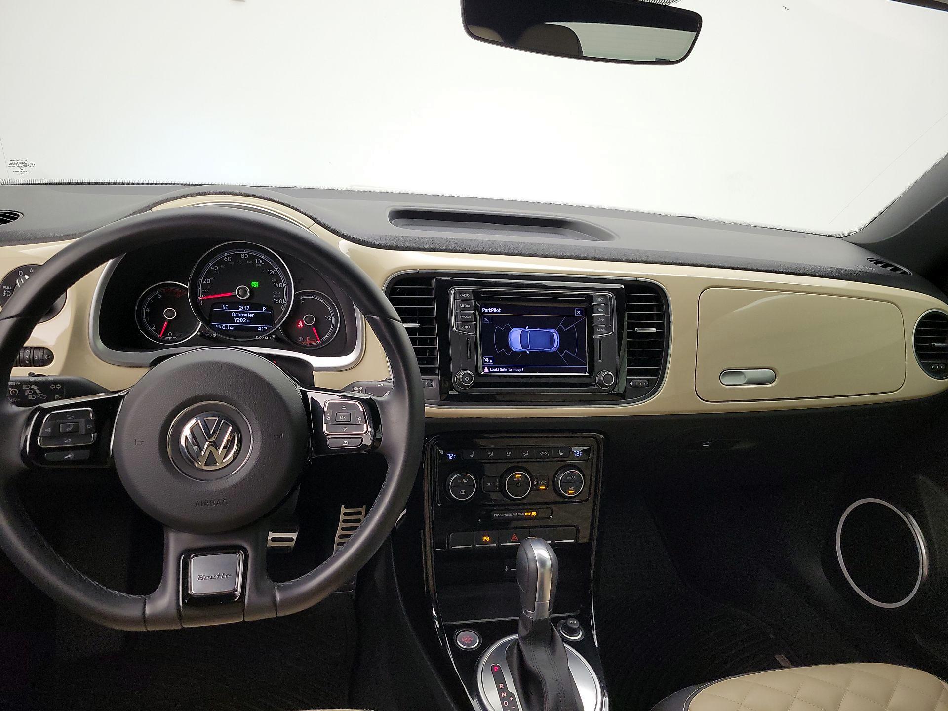 Thumbnail: 2019 Volkswagen Beetle - 9