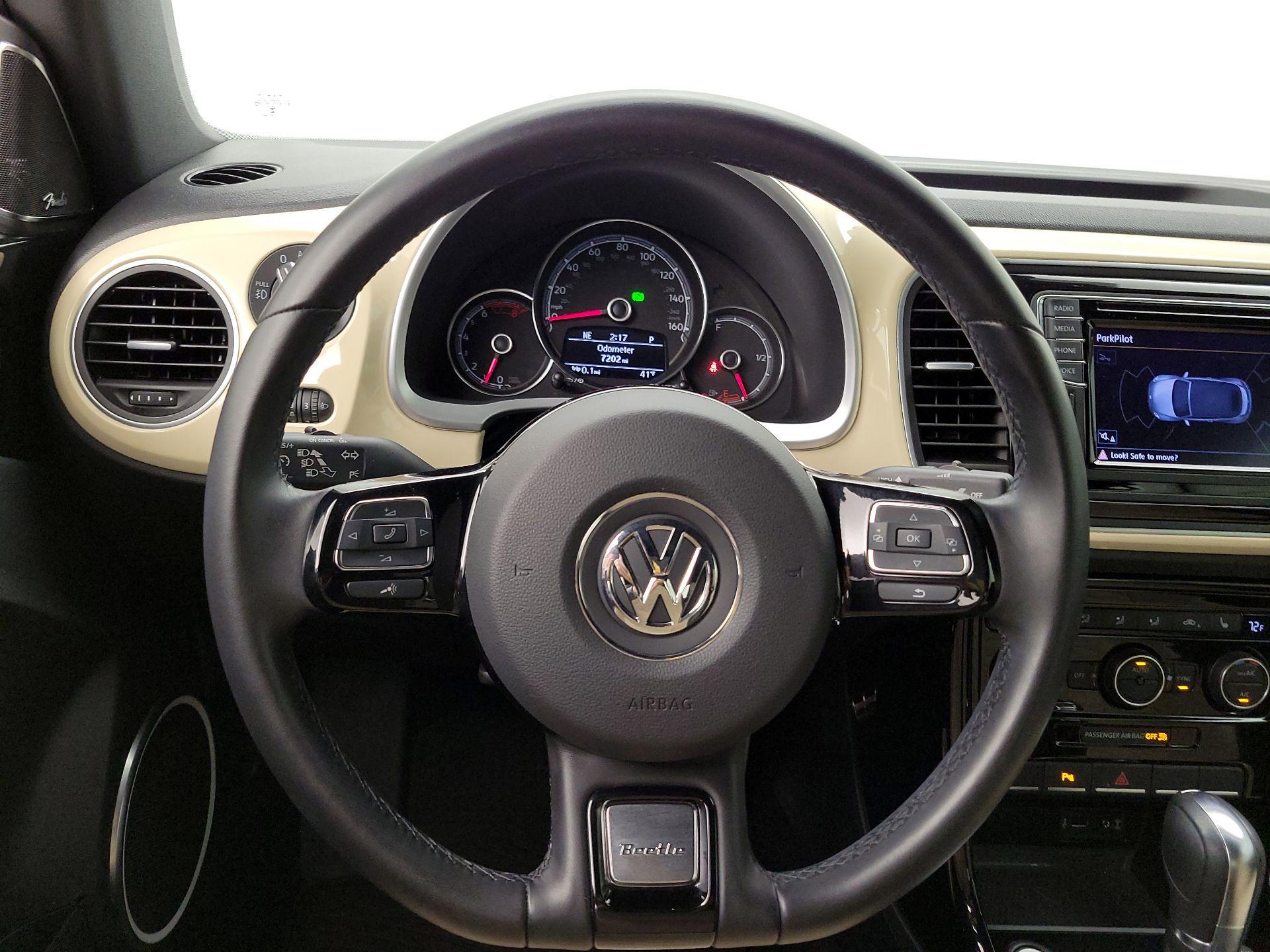 Thumbnail: 2019 Volkswagen Beetle - 10