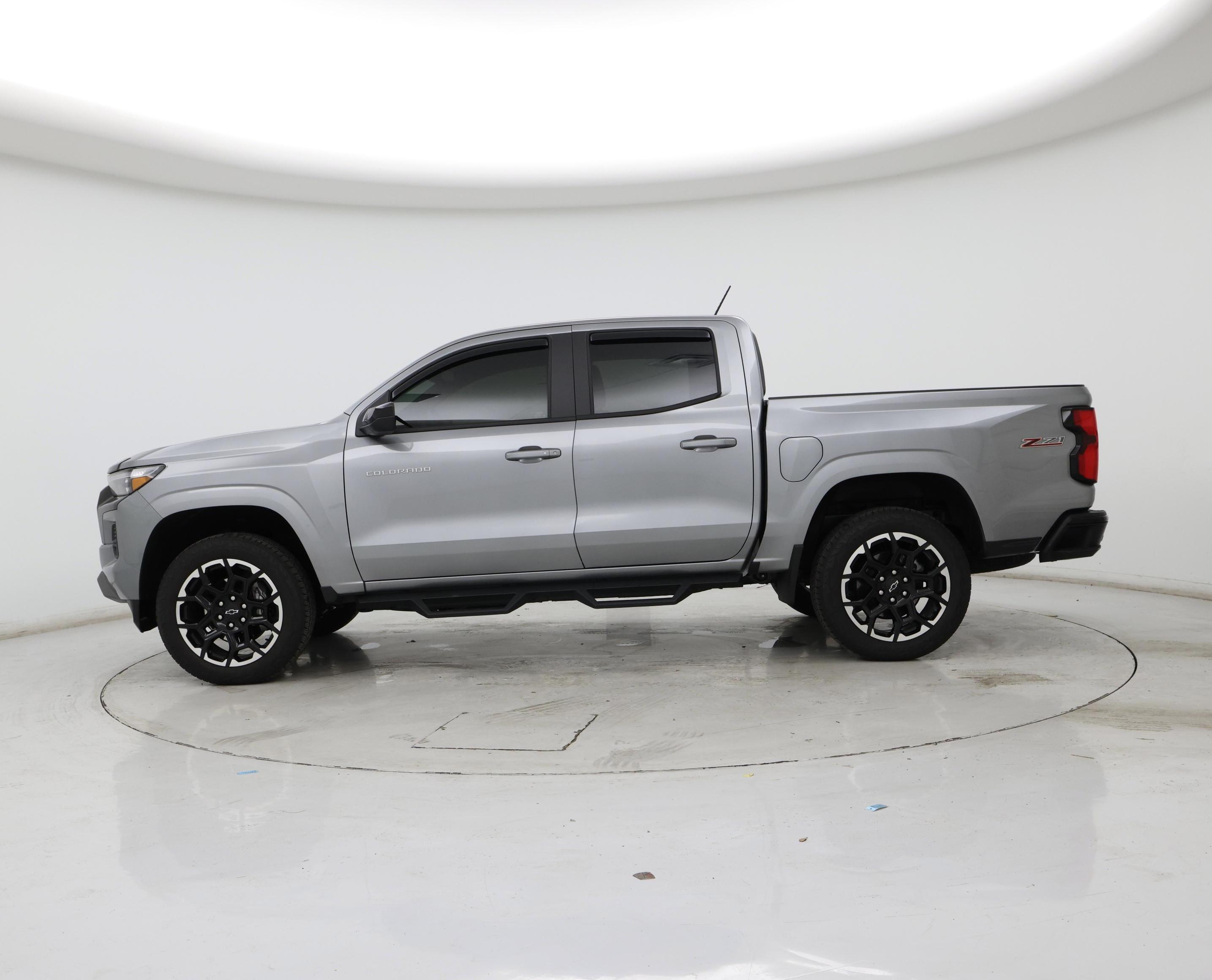 Thumbnail: 2026 Chevrolet Colorado - 3
